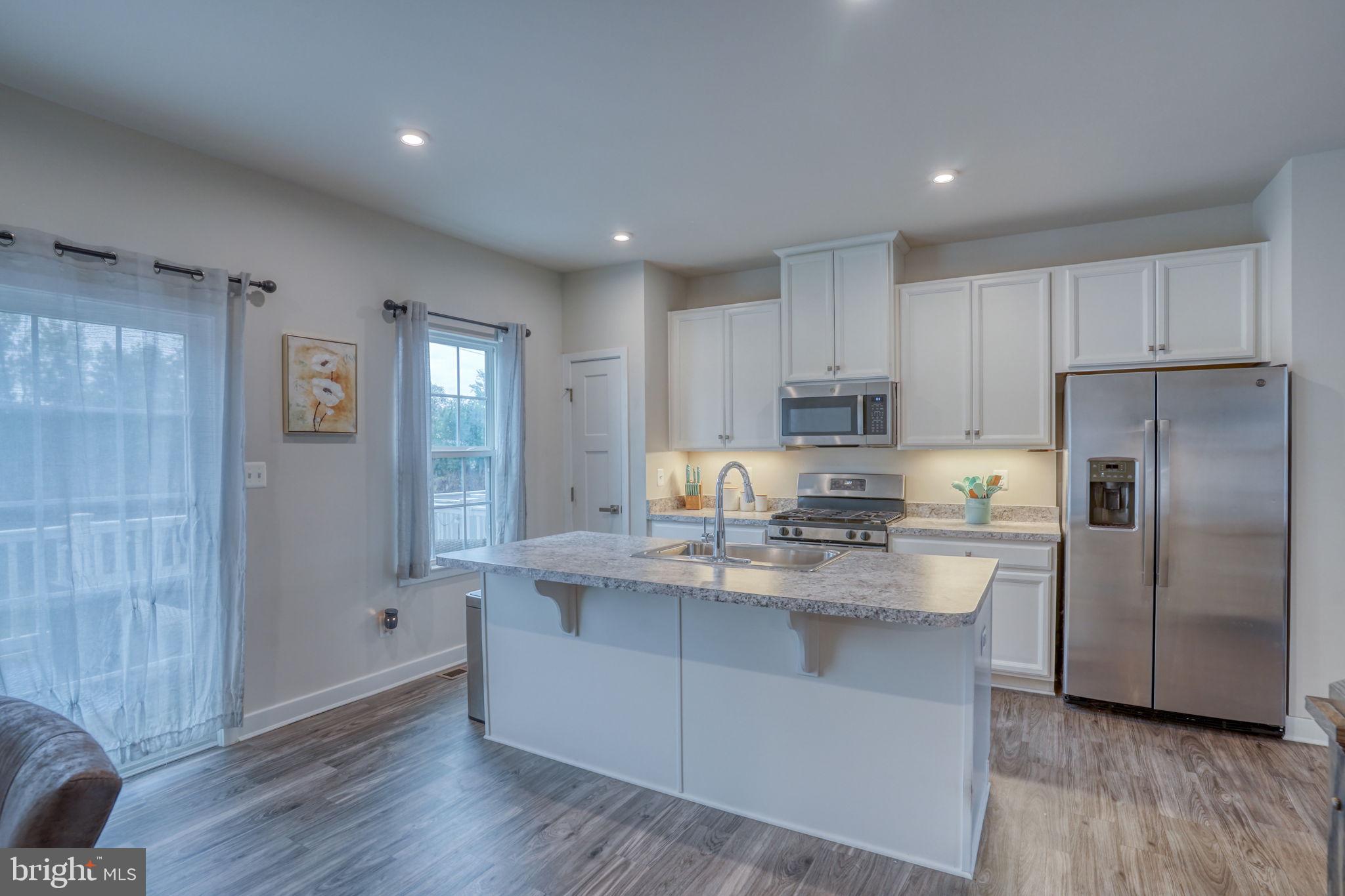 WHITEWOOD VILLAGE - Residential