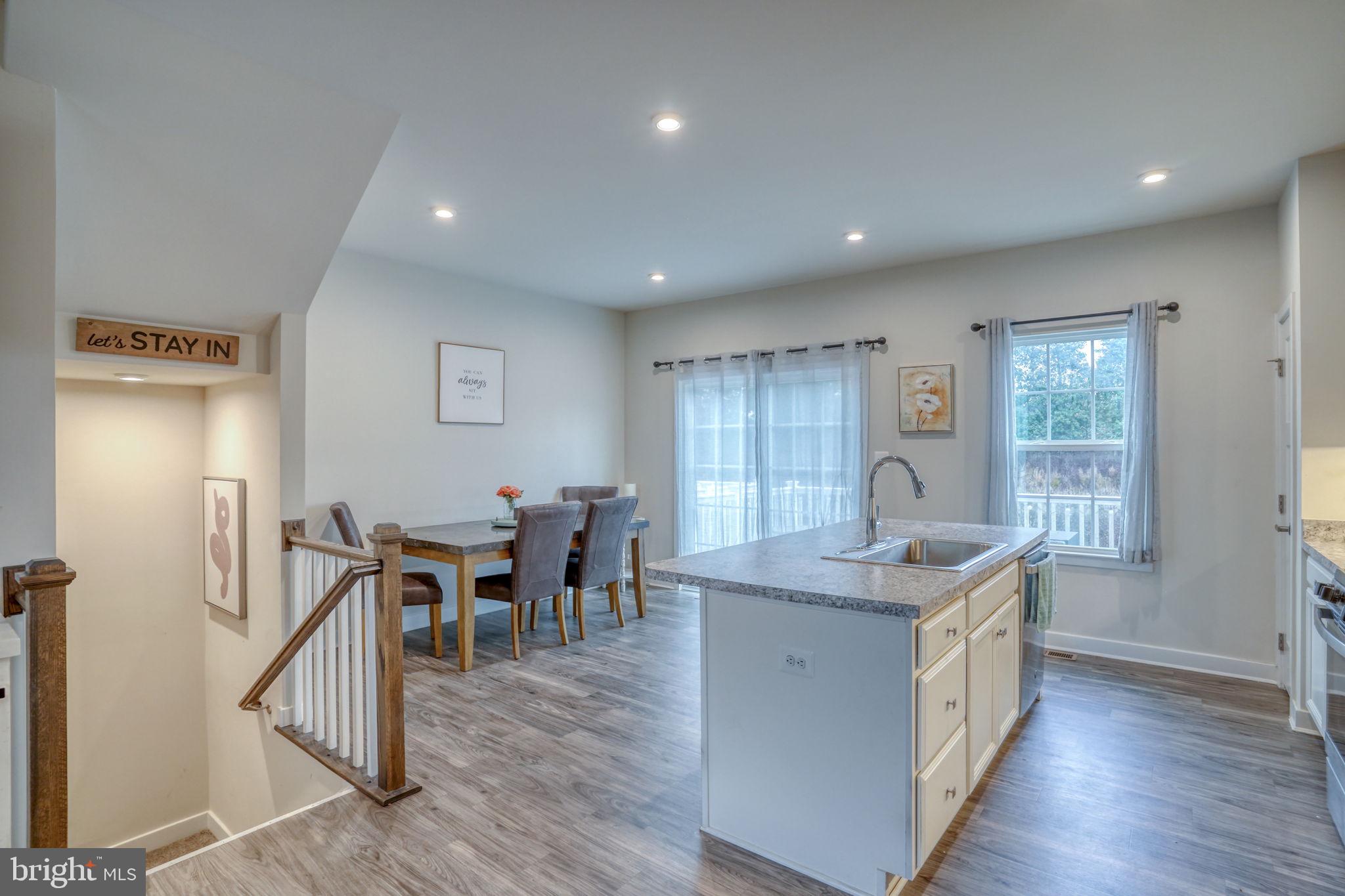 WHITEWOOD VILLAGE - Residential