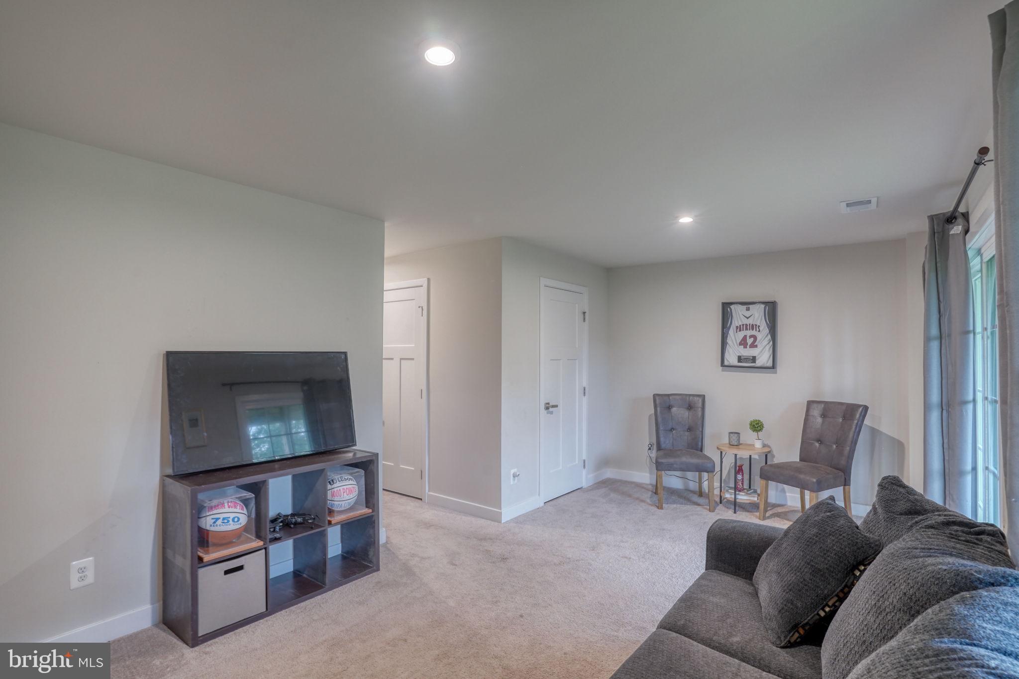 WHITEWOOD VILLAGE - Residential