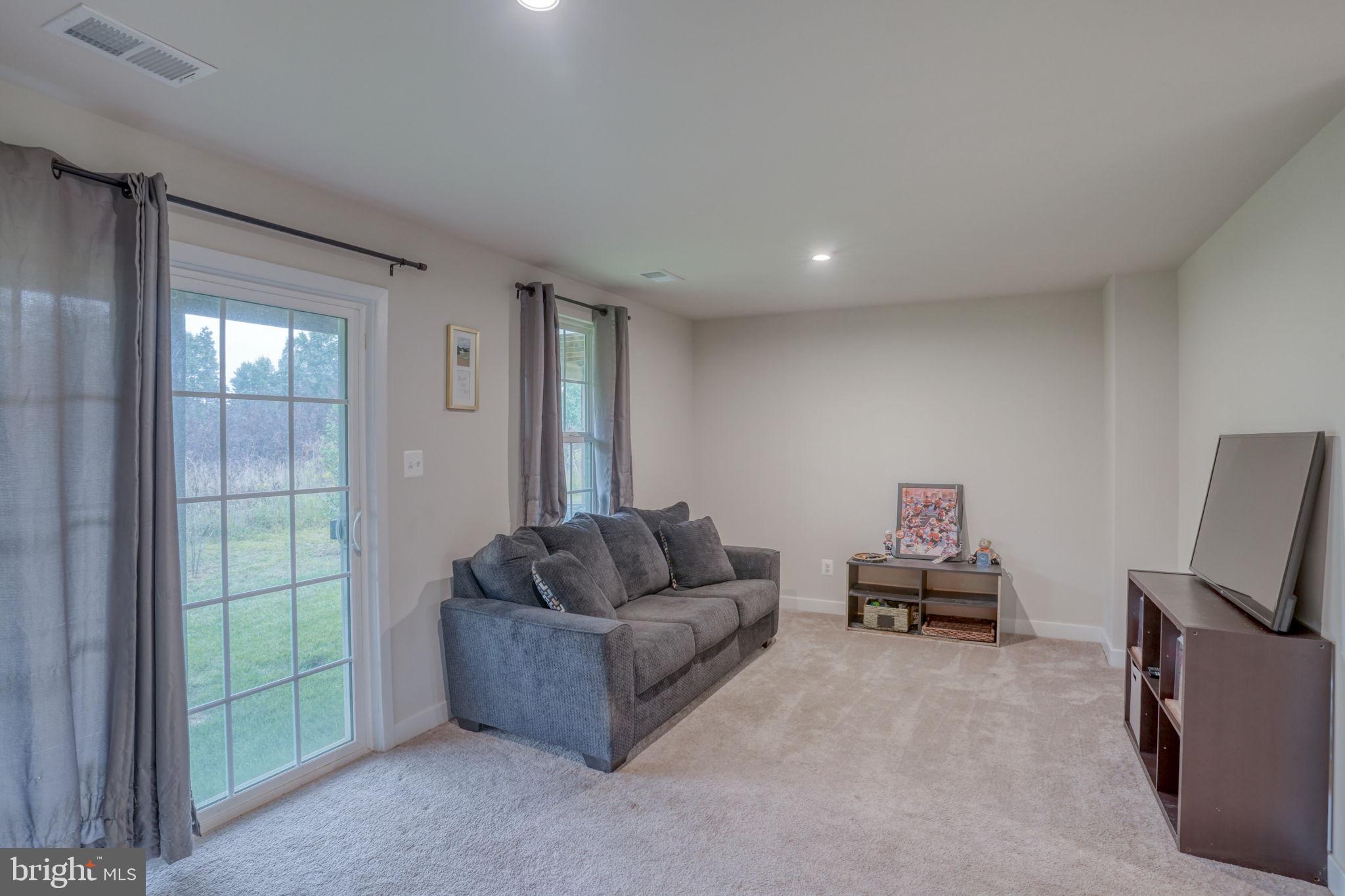 WHITEWOOD VILLAGE - Residential