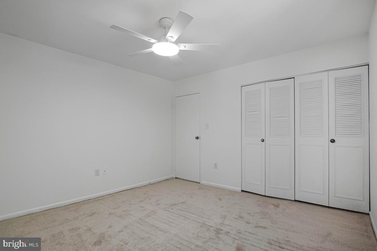 FOX MILL WOODS - Residential