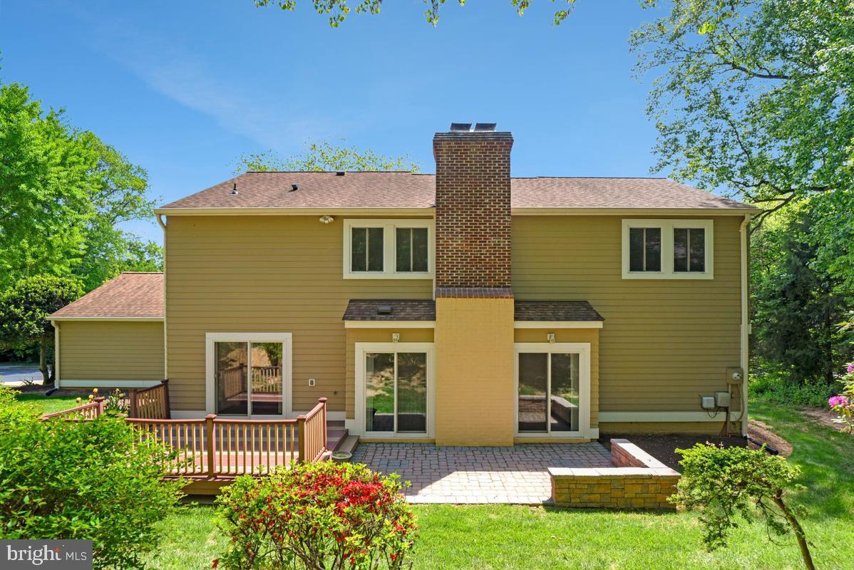 FOX MILL WOODS - Residential
