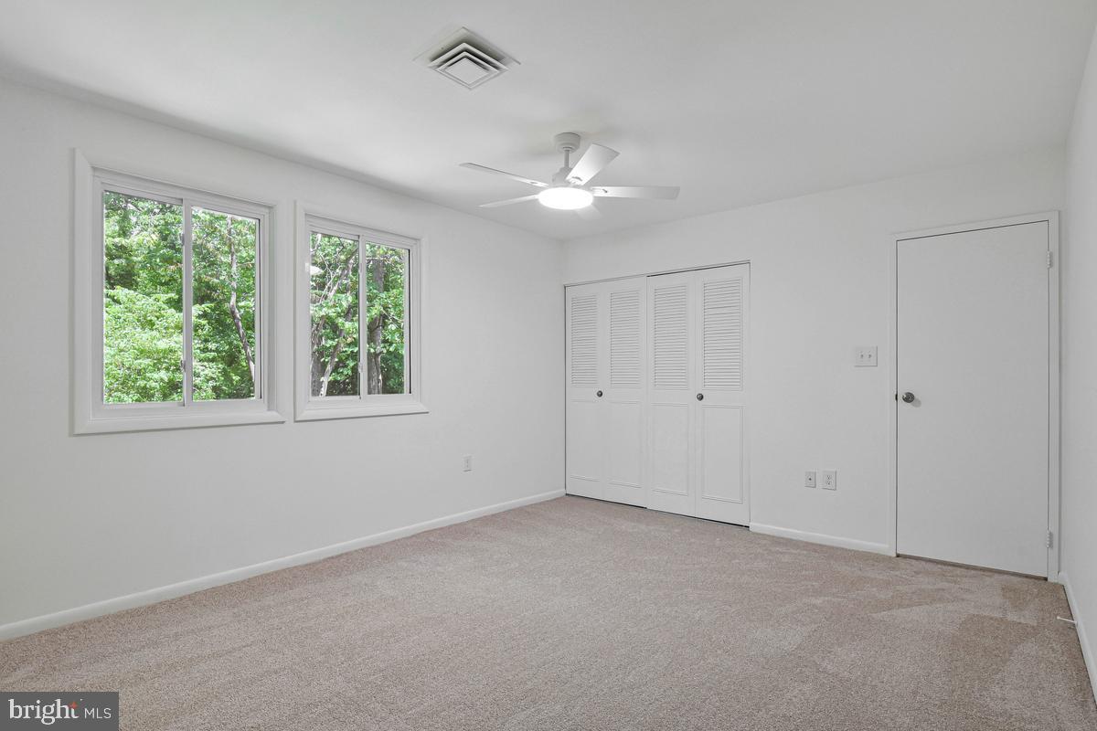 FOX MILL WOODS - Residential