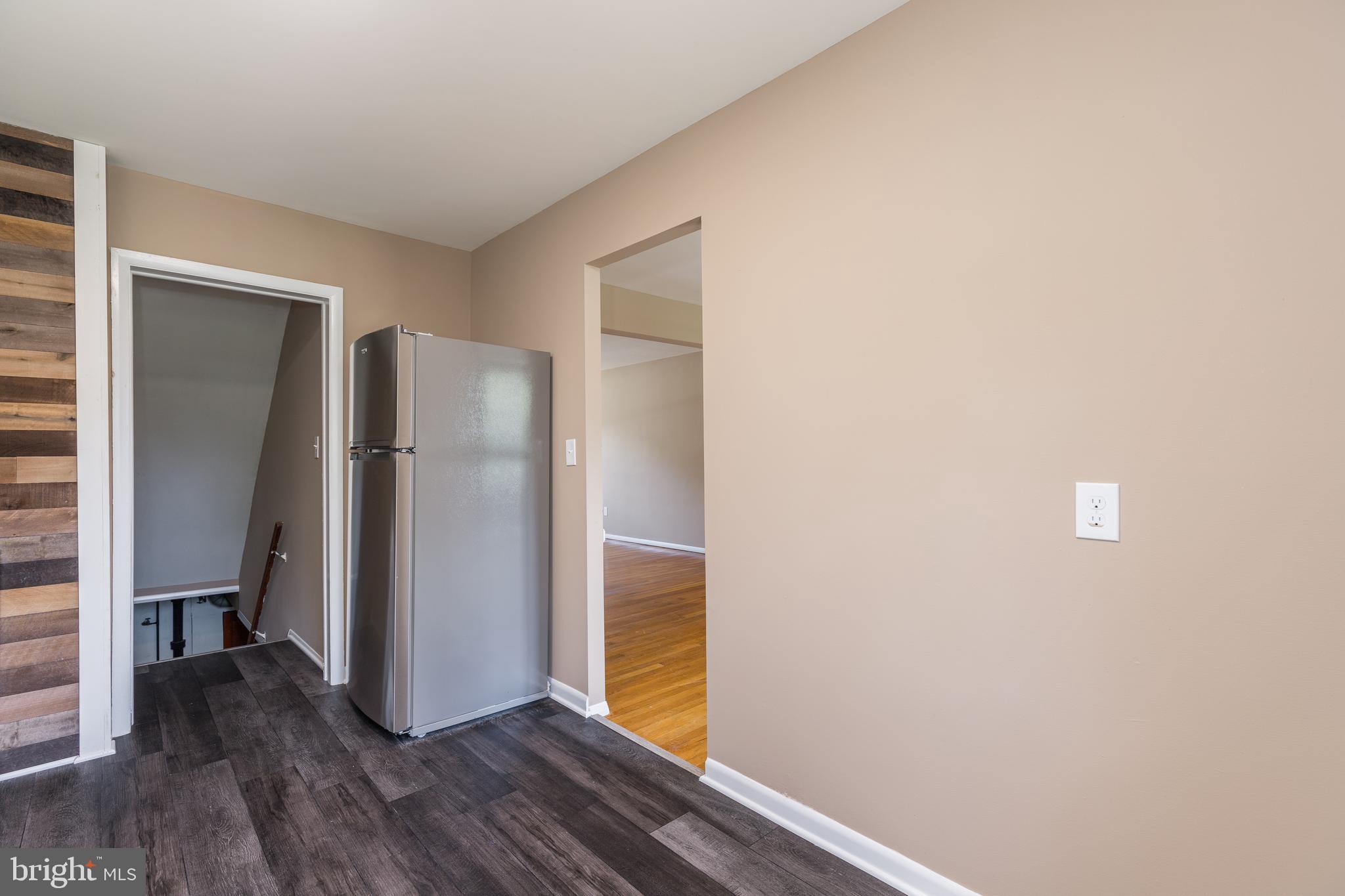 HOLLAND HILL - Residential