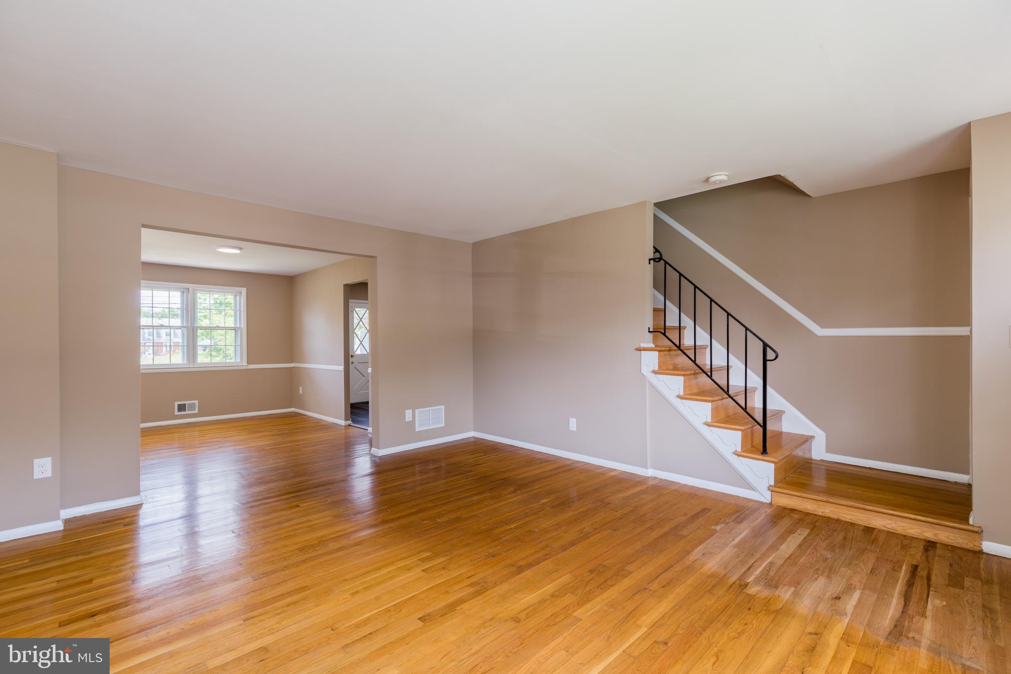 HOLLAND HILL - Residential