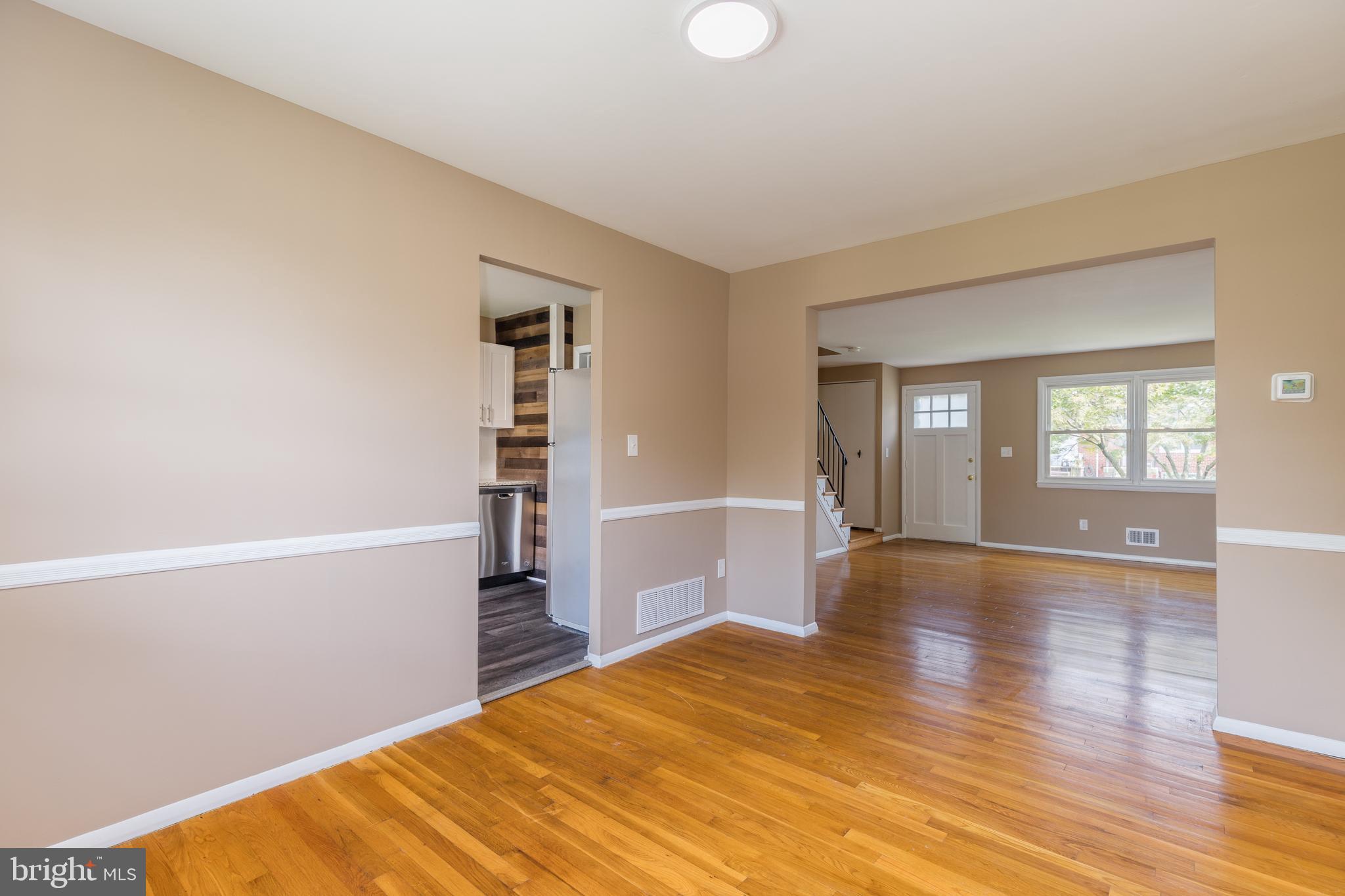 HOLLAND HILL - Residential