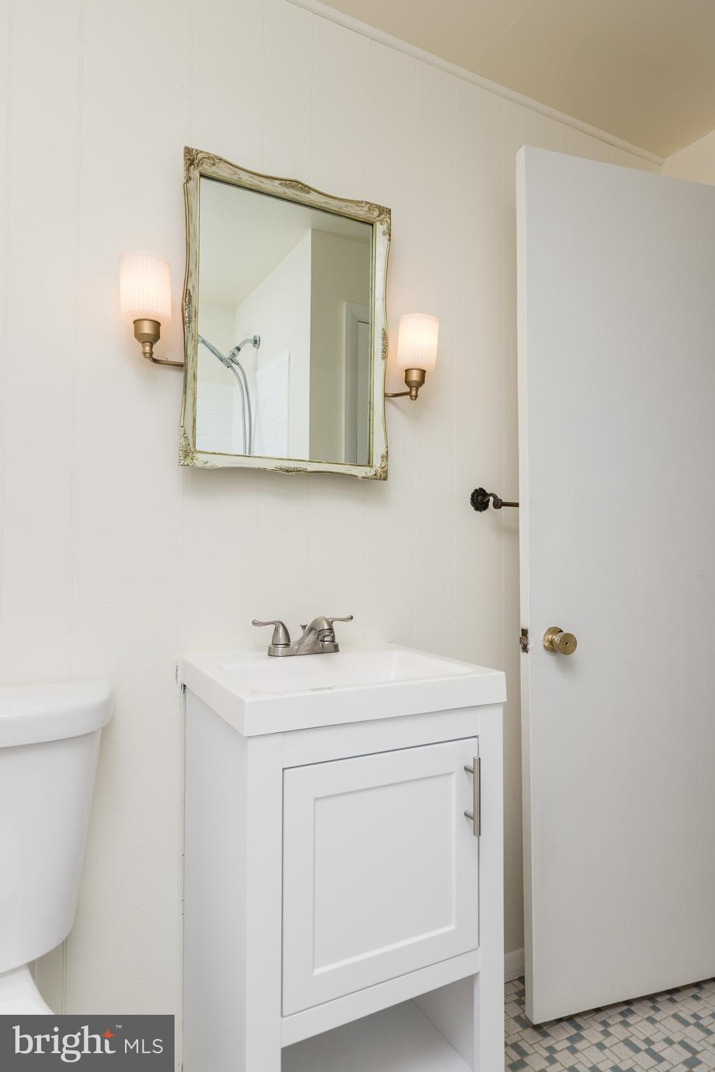 HOLLAND HILL - Residential