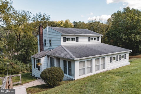 Photo of 1991 Cedar Top Road, READING, PA 19607 (MLS # PABK2079236)