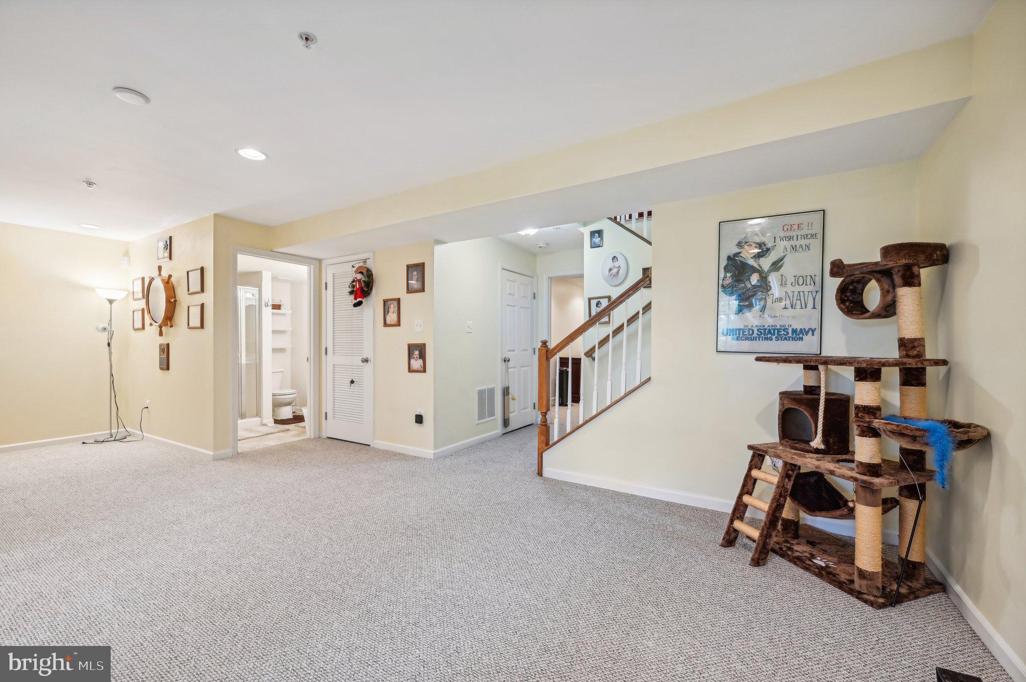 VILLAGES OF DORCHESTER - Residential