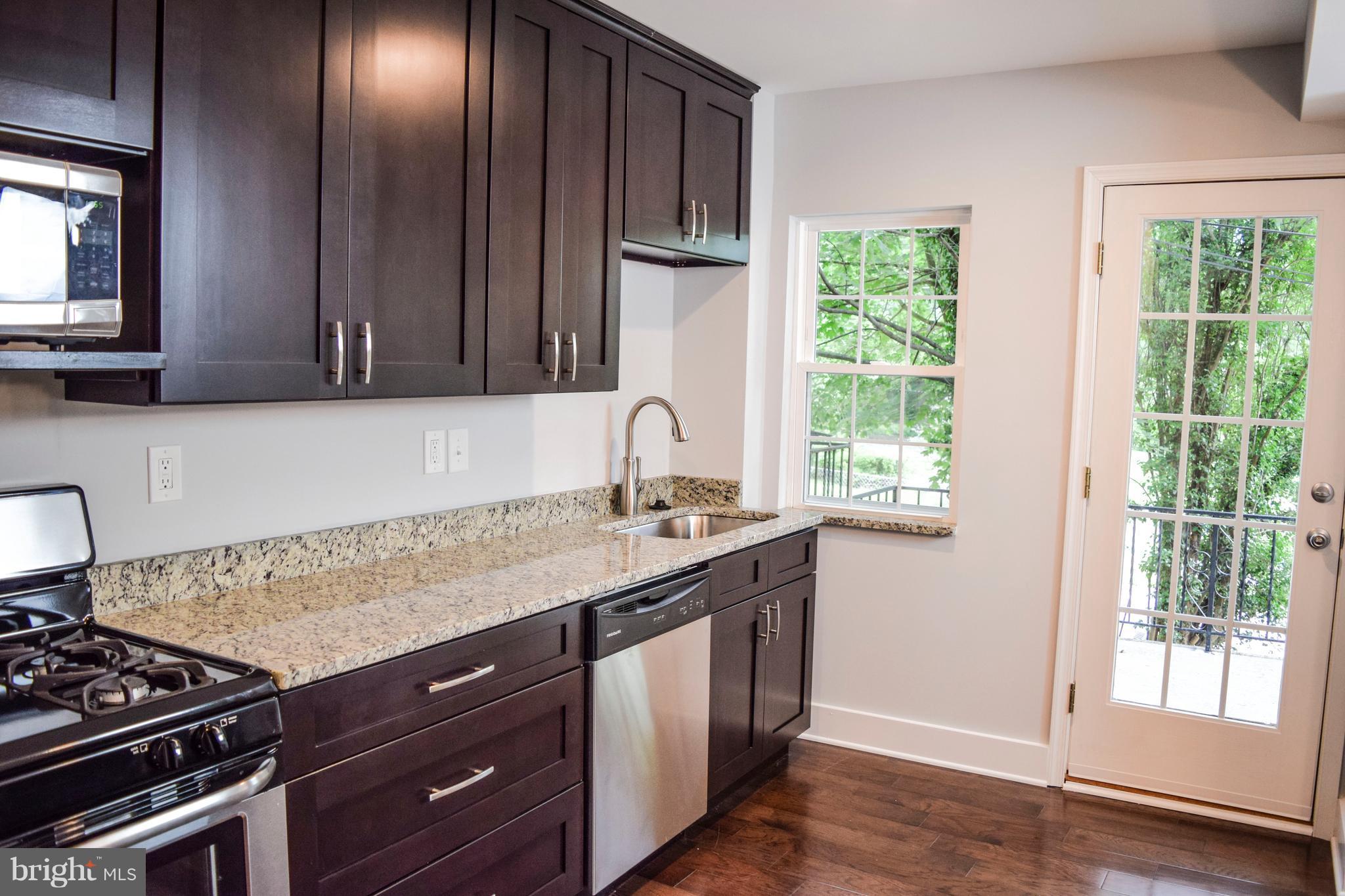 BELLE GROVE - Residential