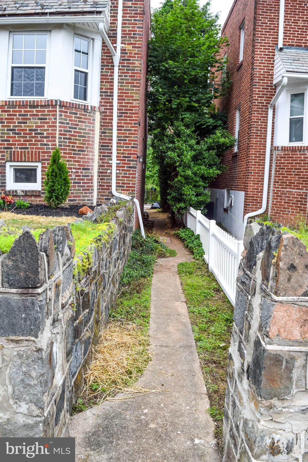 BELLE GROVE - Residential