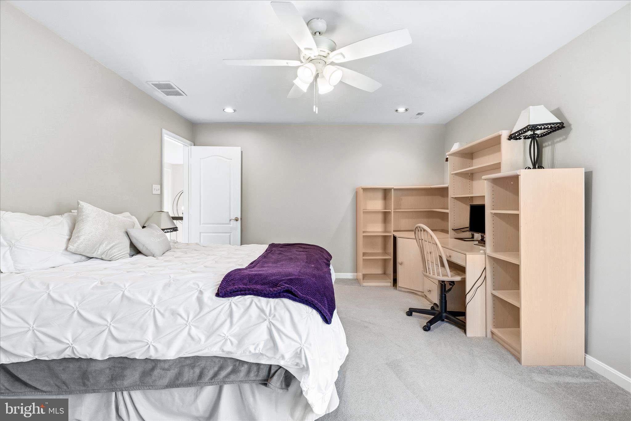 MANORWOOD - Residential