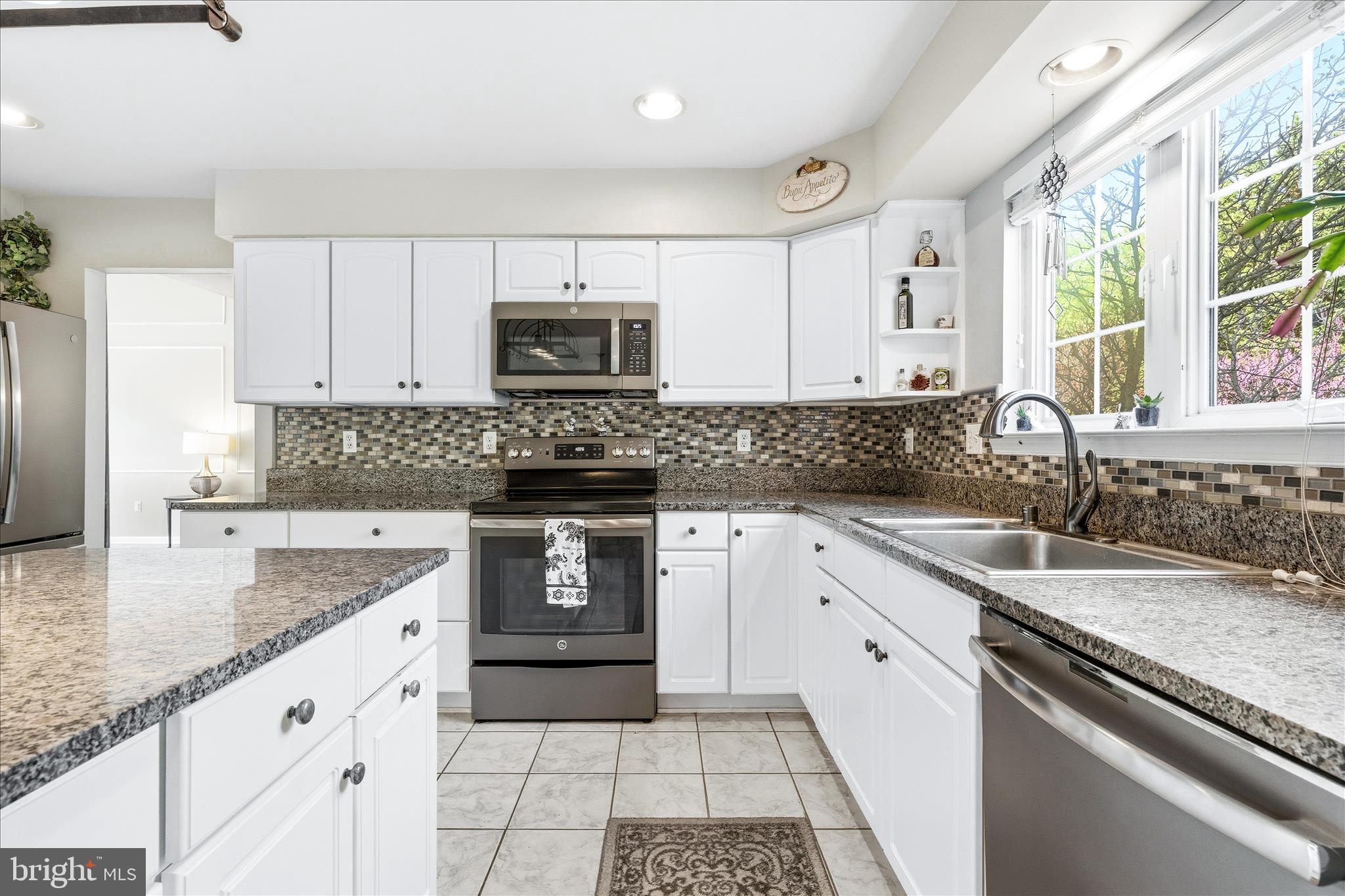 MANORWOOD - Residential