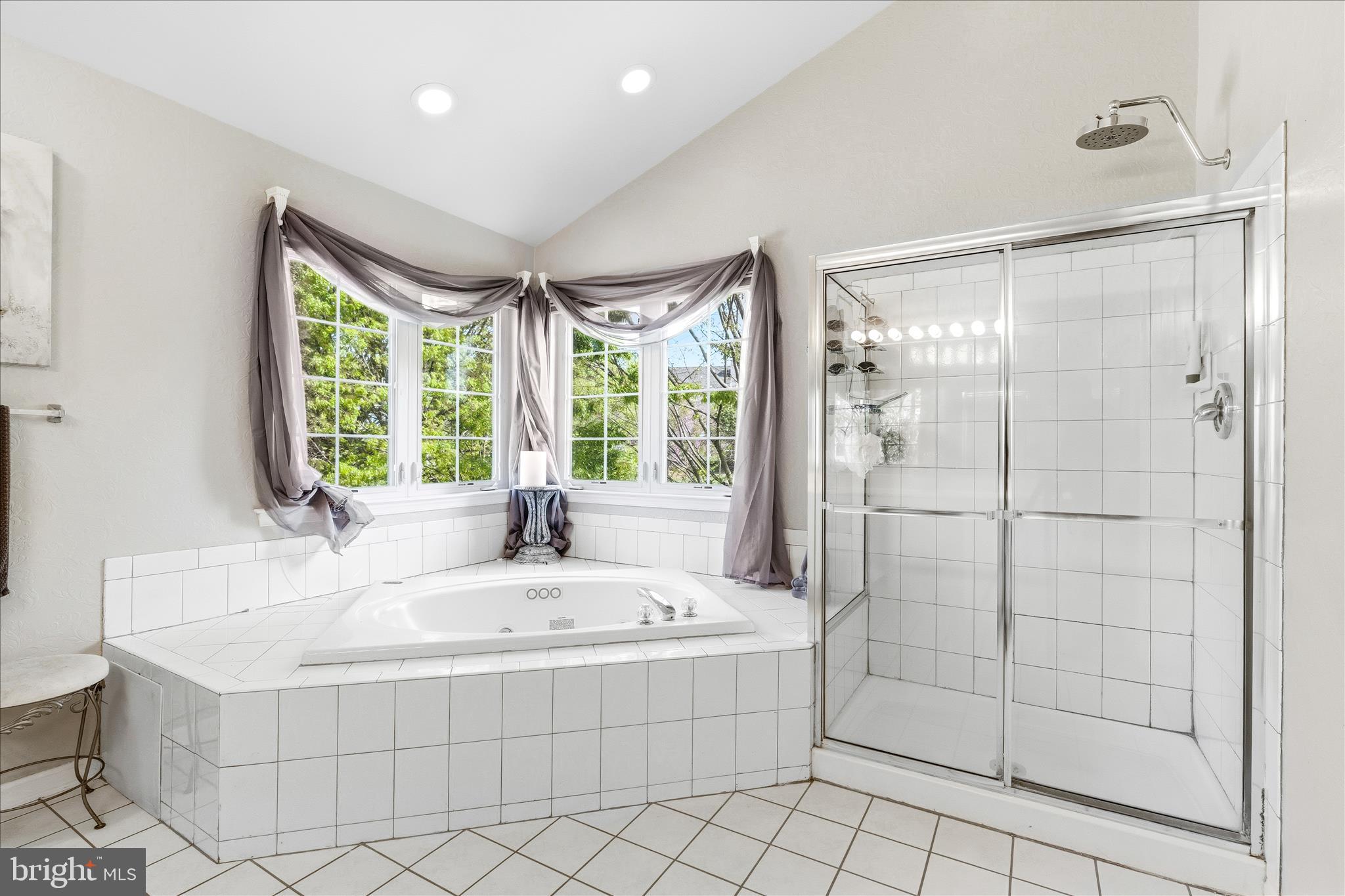 MANORWOOD - Residential