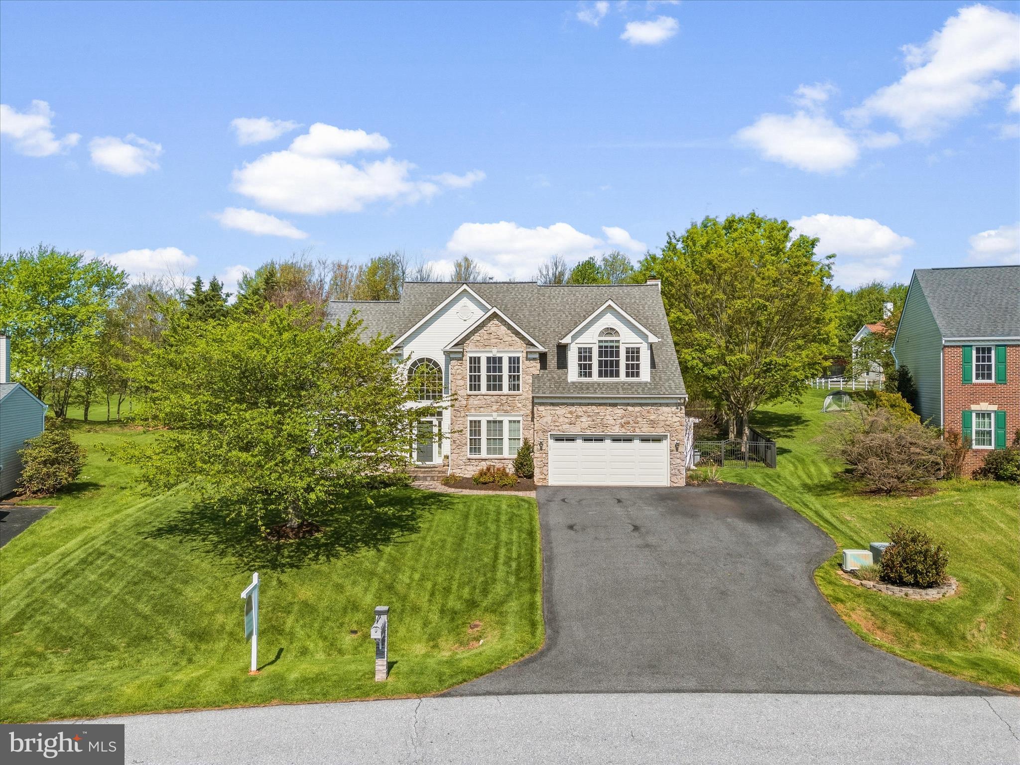 MANORWOOD - Residential