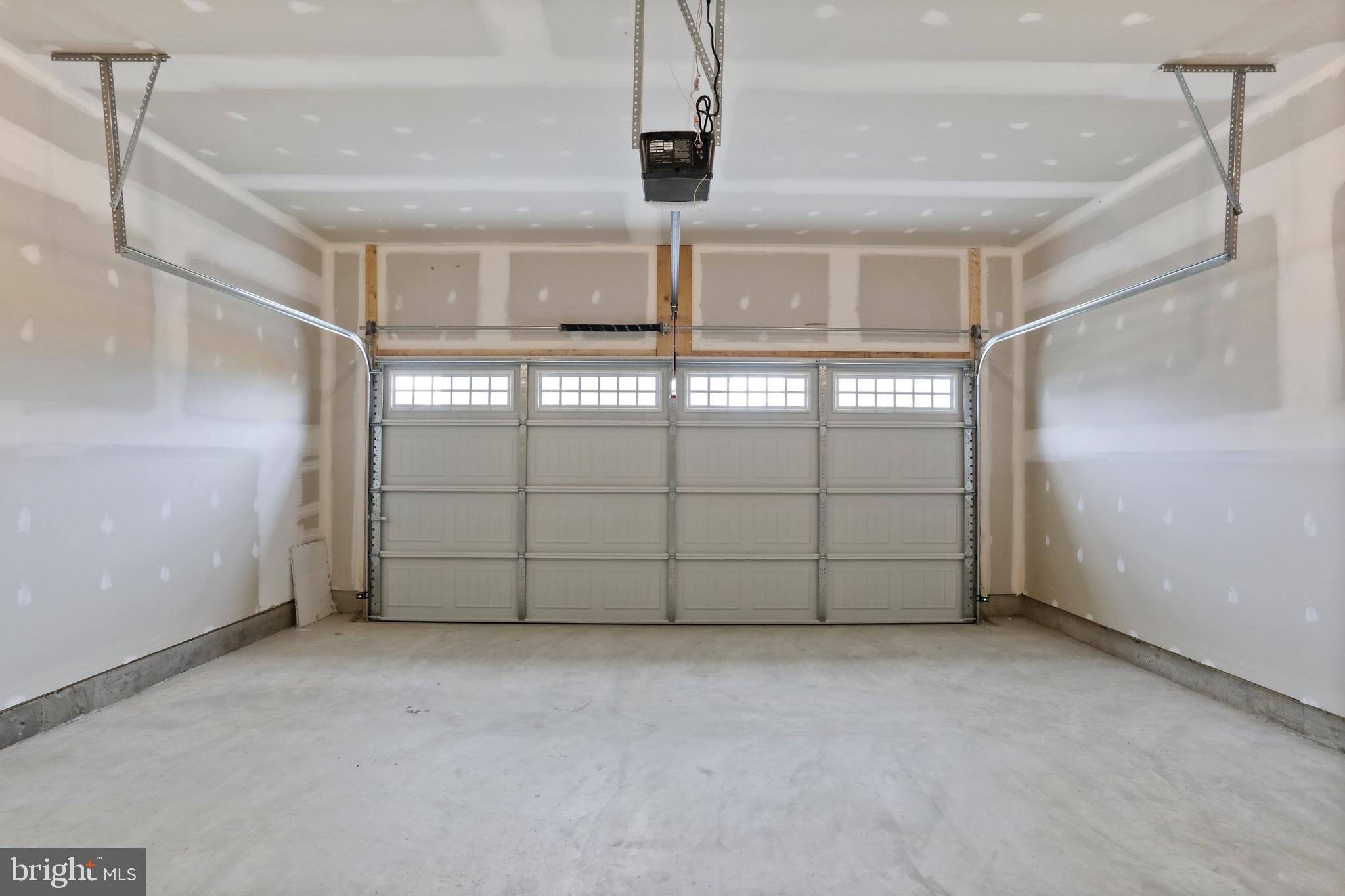 OVERLOOK AT RIVERSIDE - Residential Lease