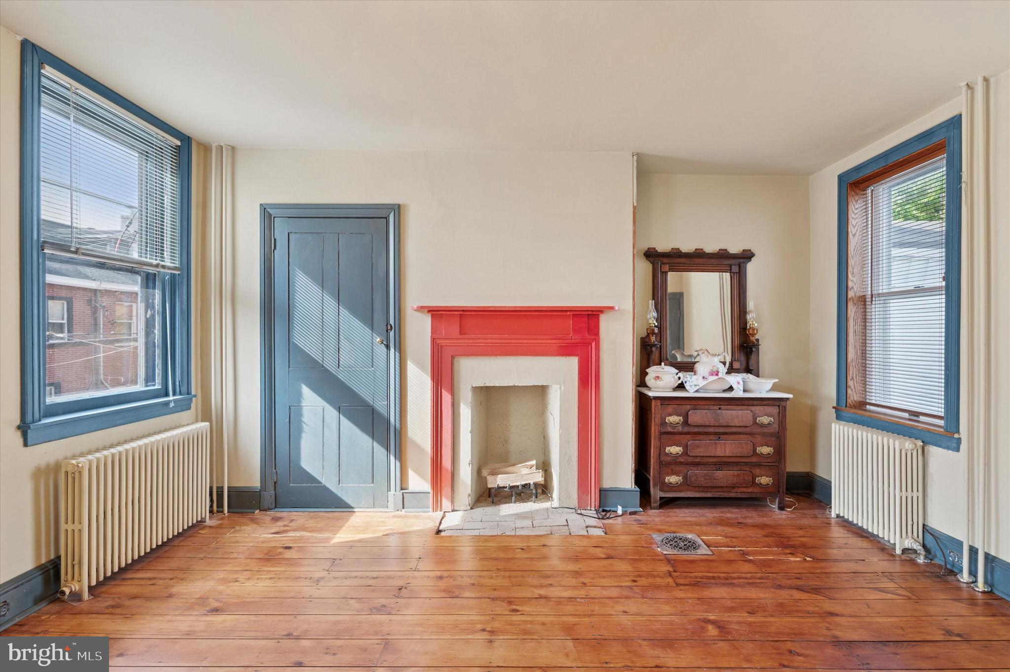 PHILADELPHIA - Residential