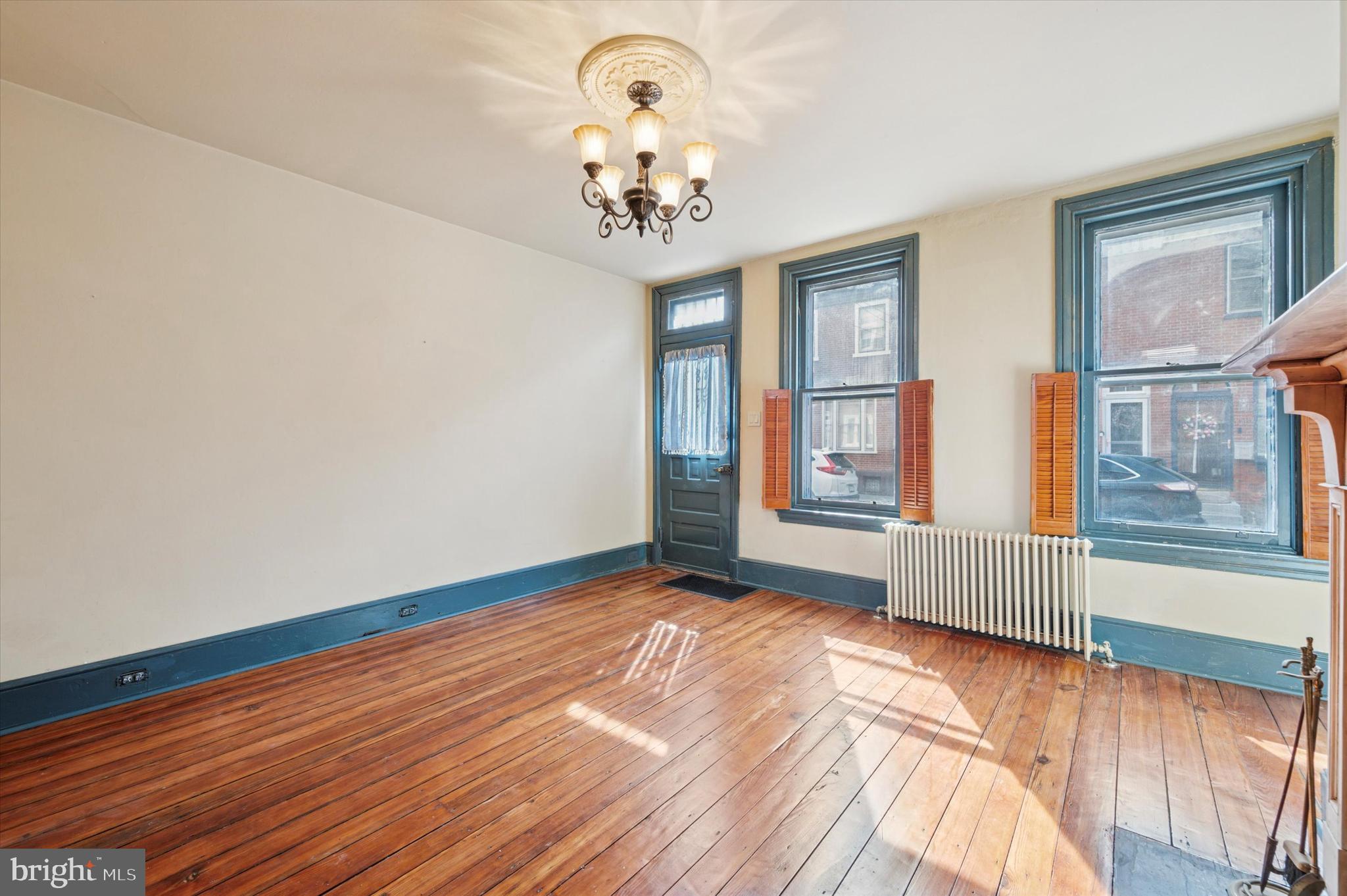 PHILADELPHIA - Residential