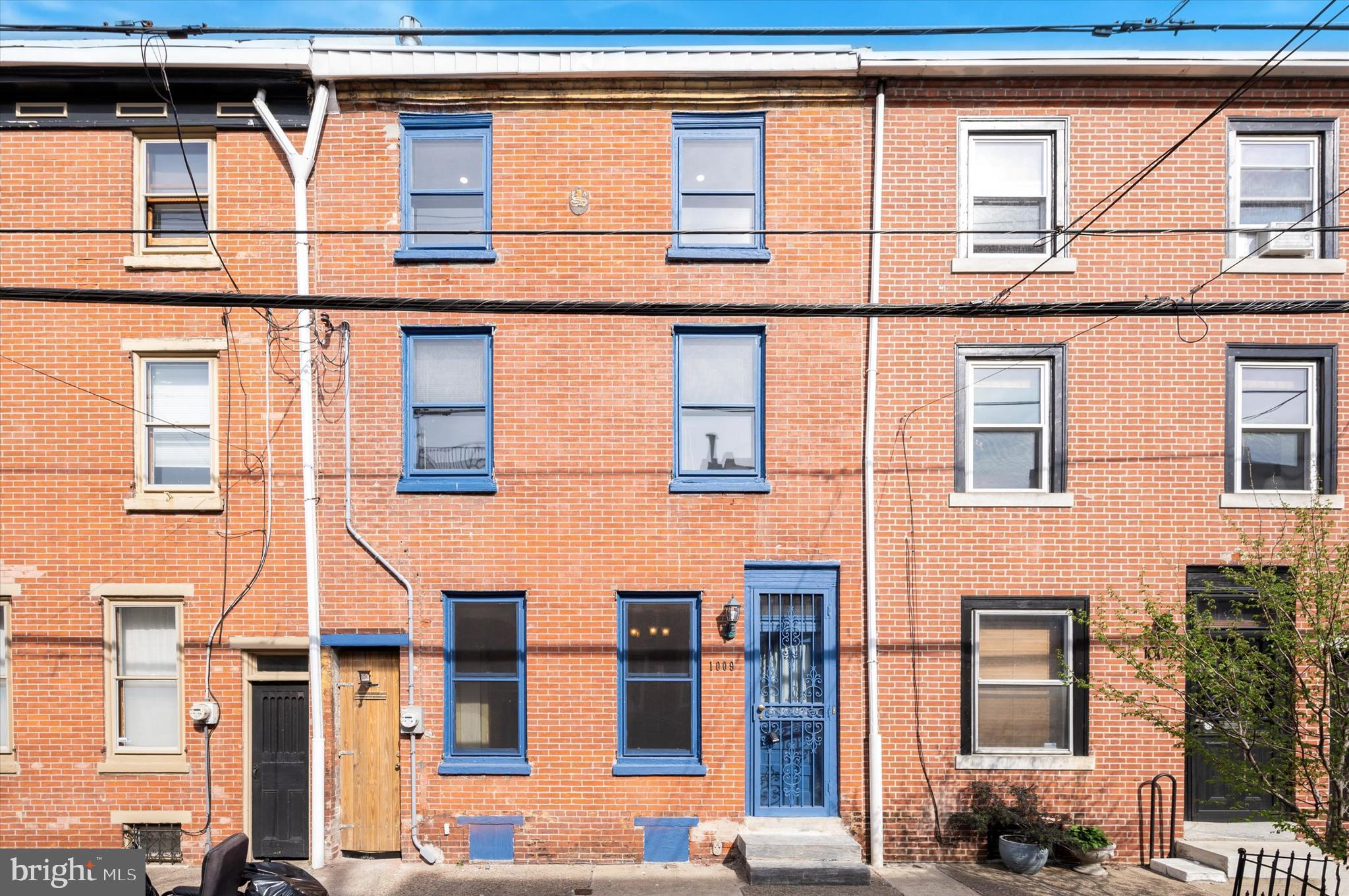 PHILADELPHIA - Residential