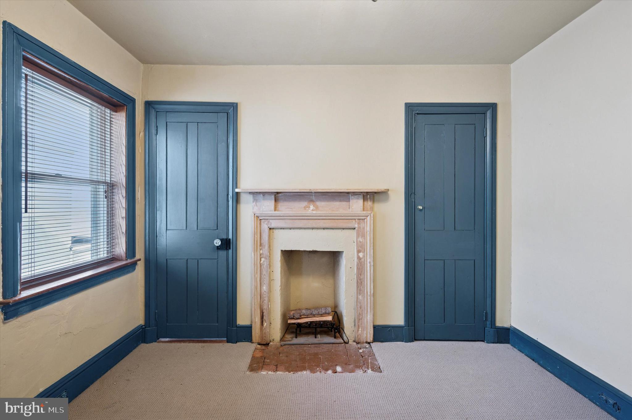 PHILADELPHIA - Residential