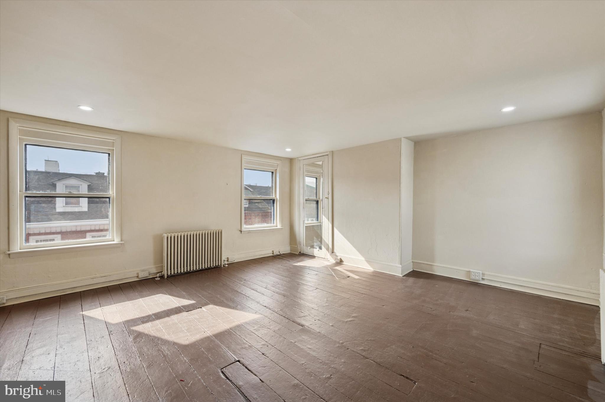 PHILADELPHIA - Residential