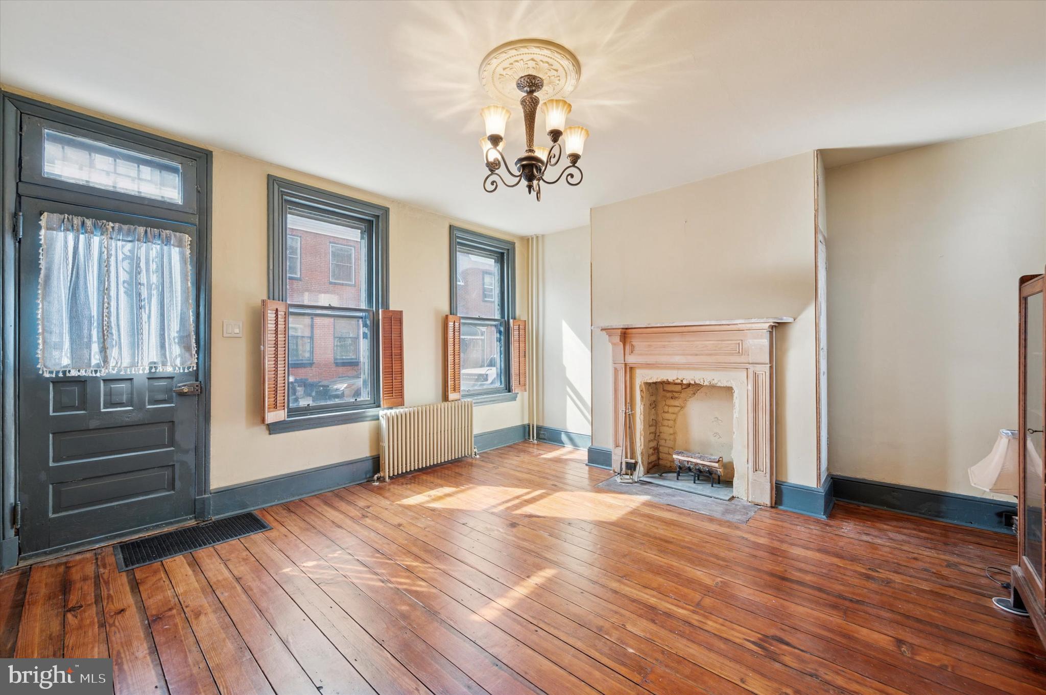 PHILADELPHIA - Residential