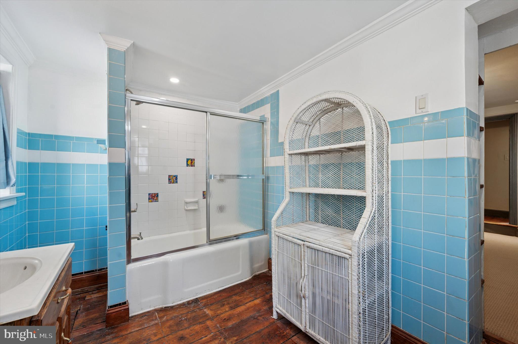 PHILADELPHIA - Residential