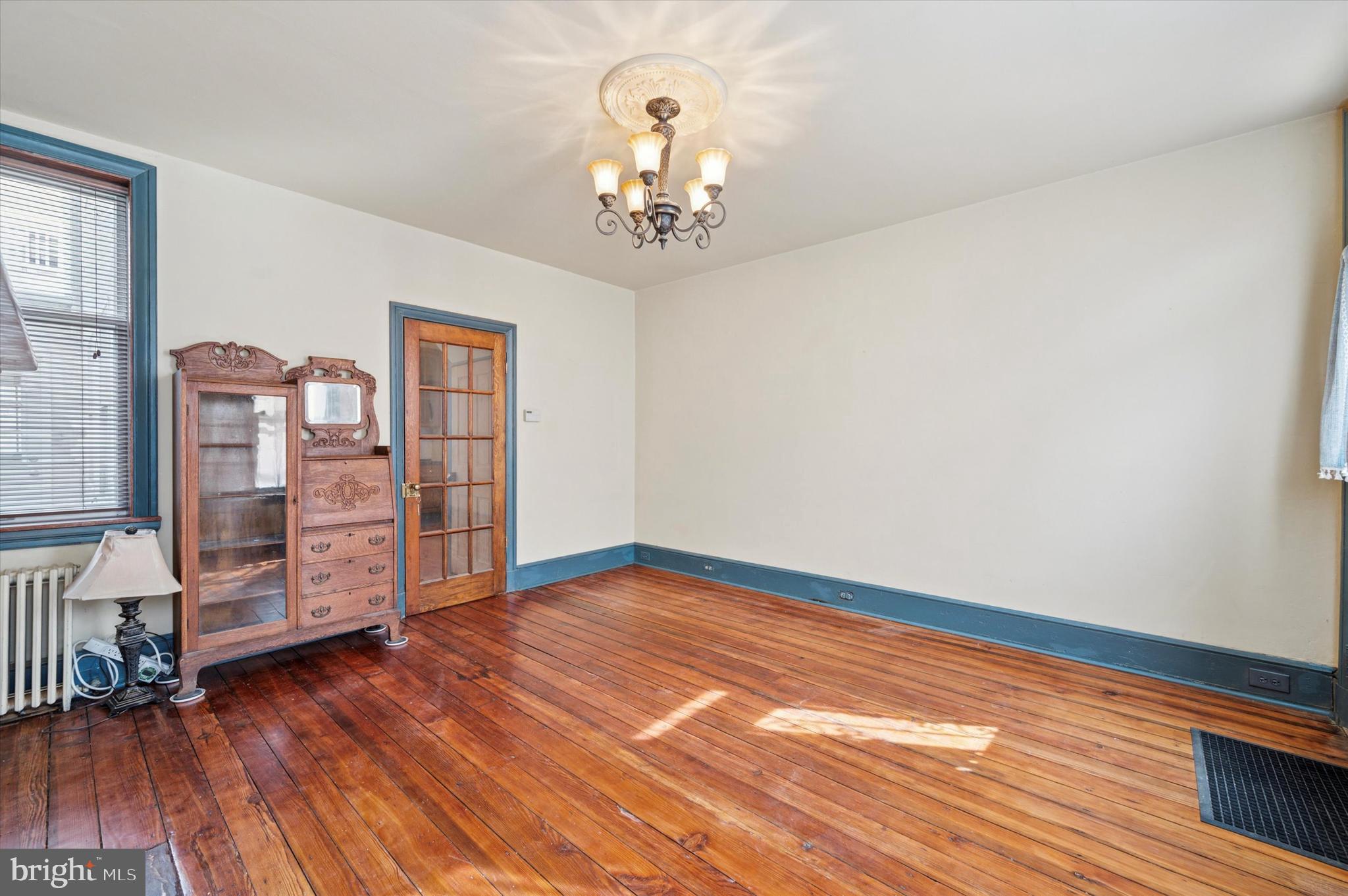 PHILADELPHIA - Residential