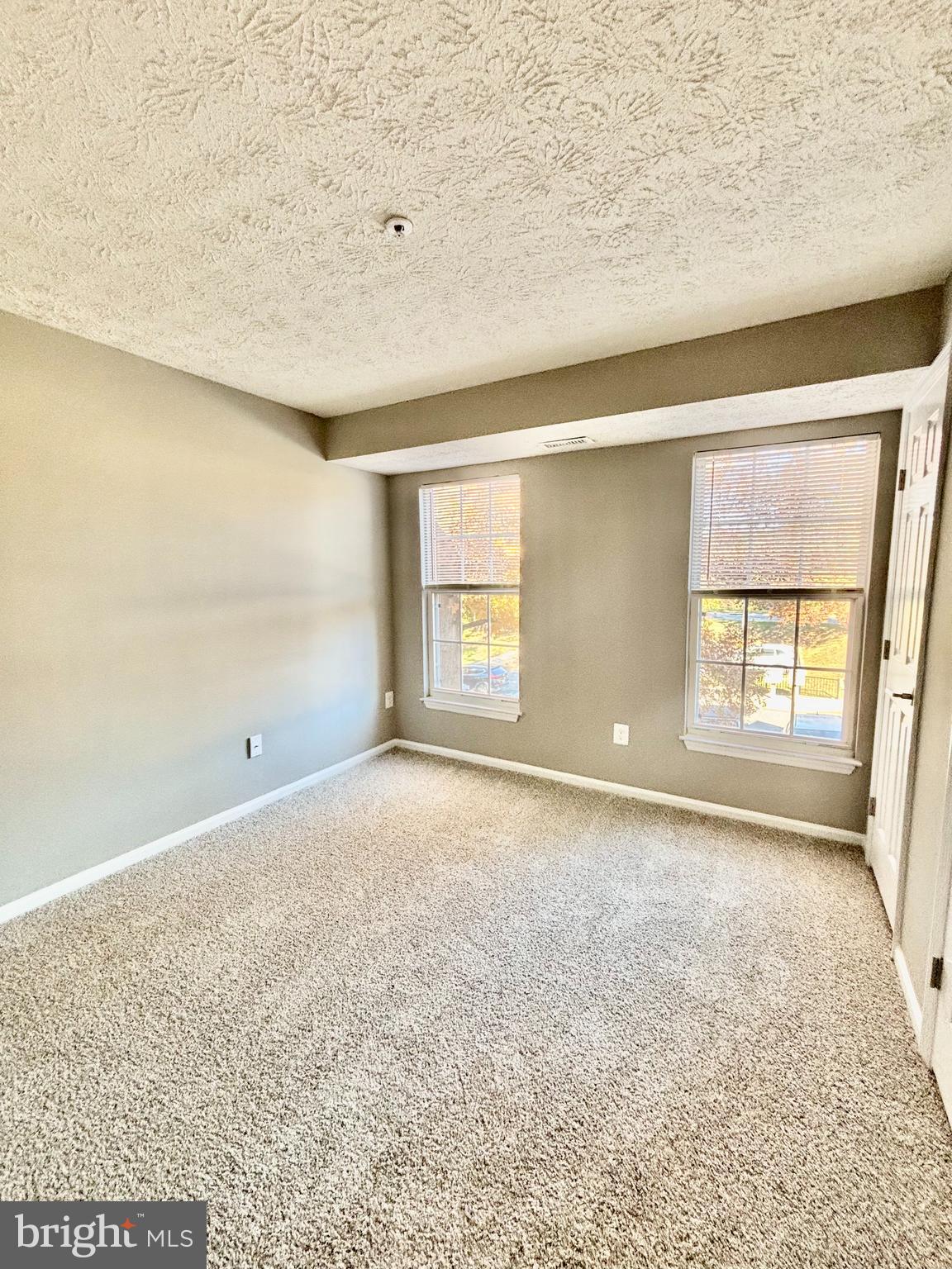 BRENTWOOD PARK - Residential Lease