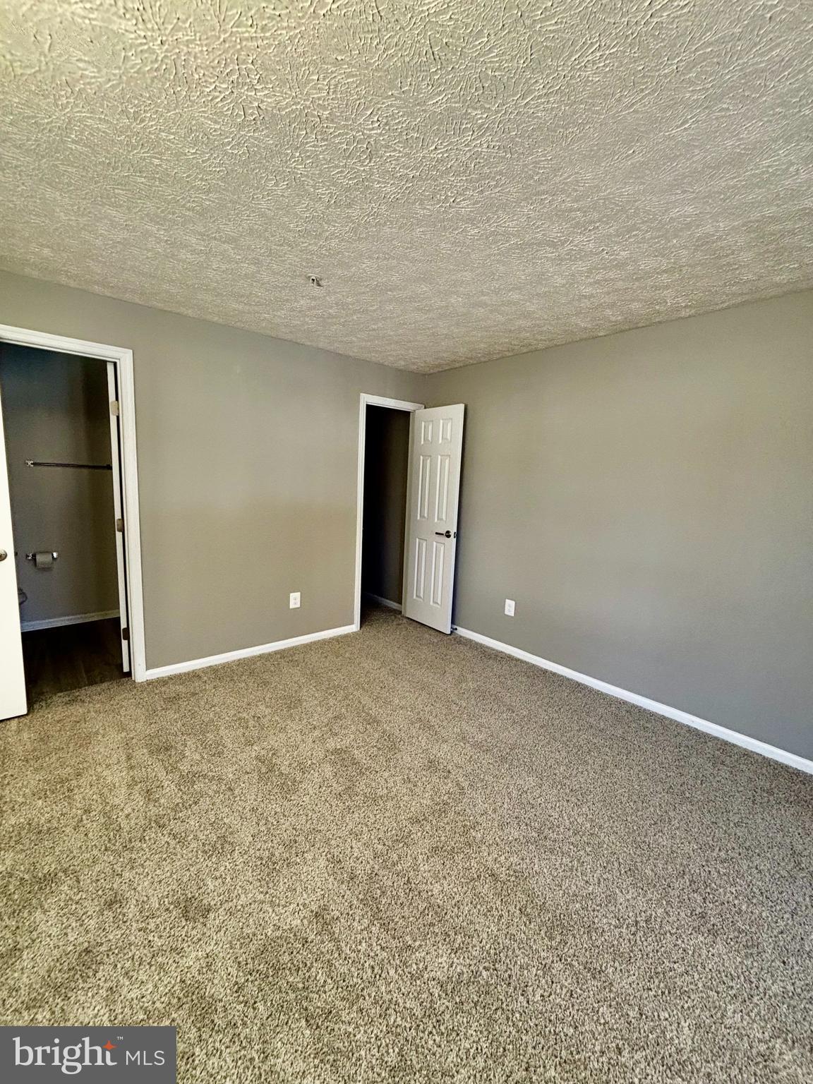 BRENTWOOD PARK - Residential Lease