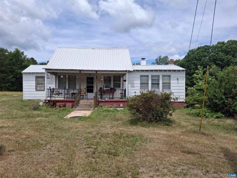 Homes For Sale - 13917 S Constitution Rte Rte<br/> Buckingham County, SCOTTSVILLE, VA 24590