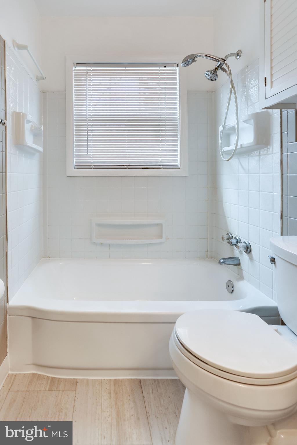 BROOKE MANOR - Residential