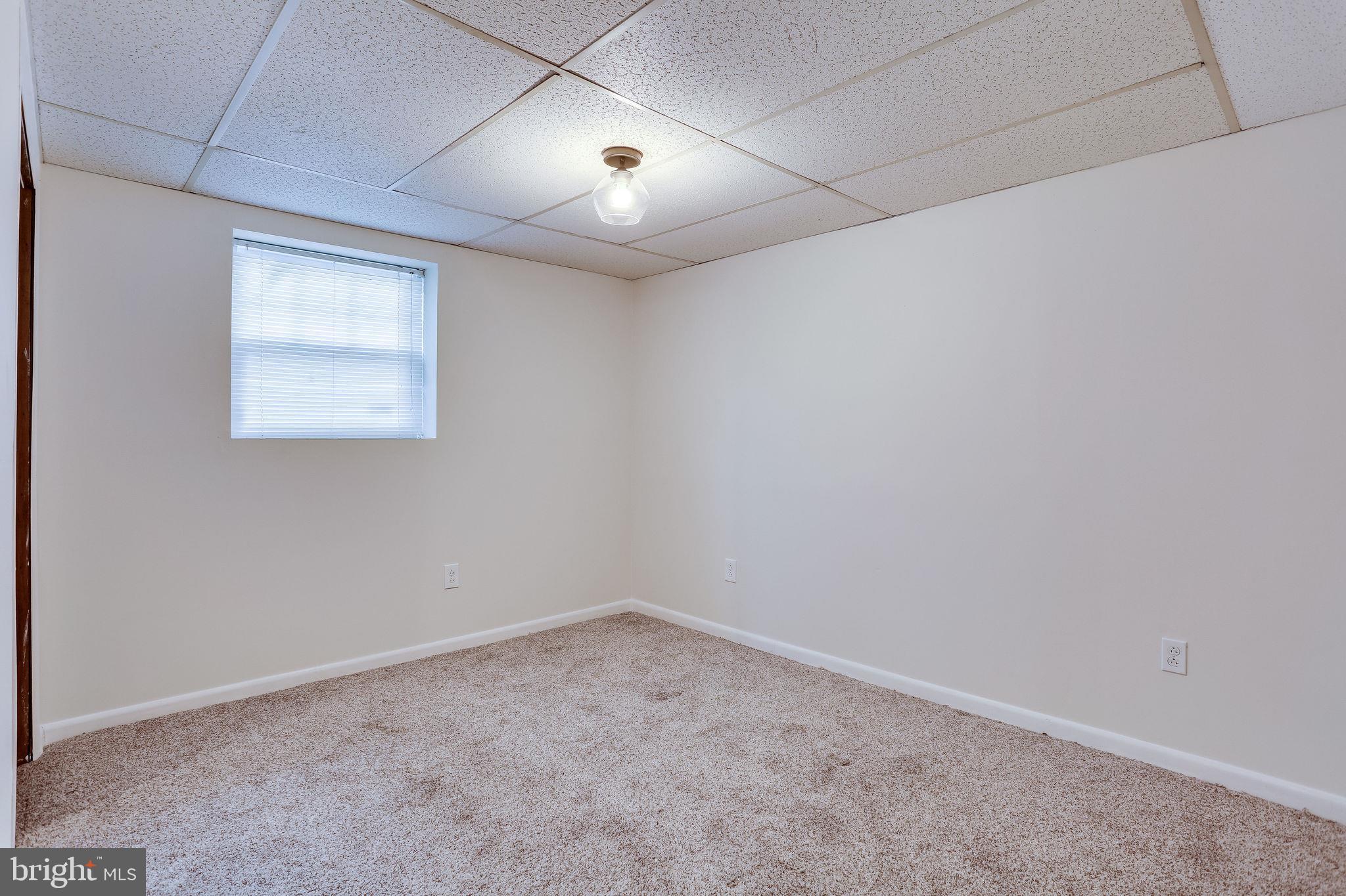 BROOKE MANOR - Residential