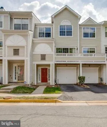 14480 Glencrest Circle Unit 26, Centreville, VA 20120