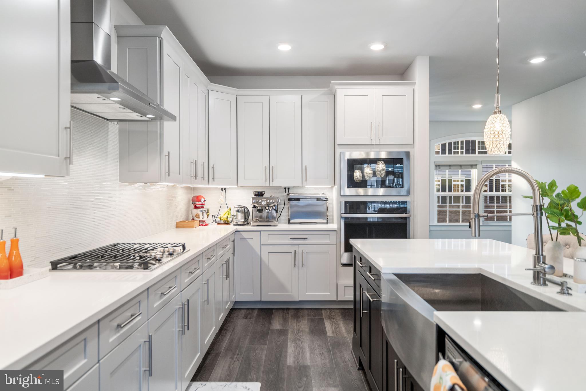 ARCOLA - Residential Lease