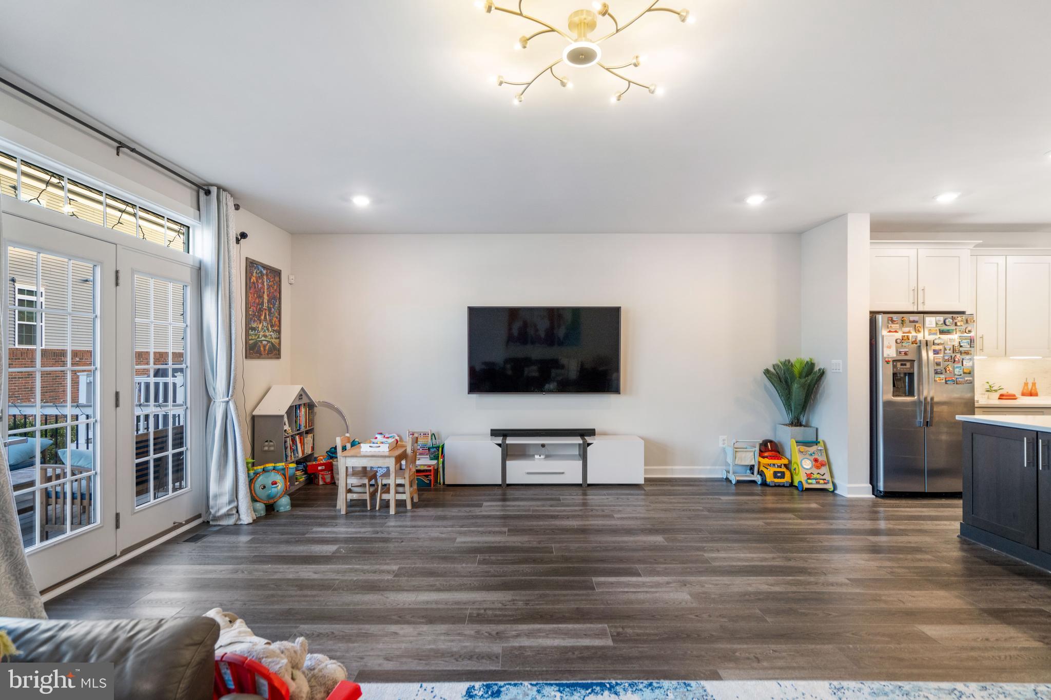 ARCOLA - Residential Lease