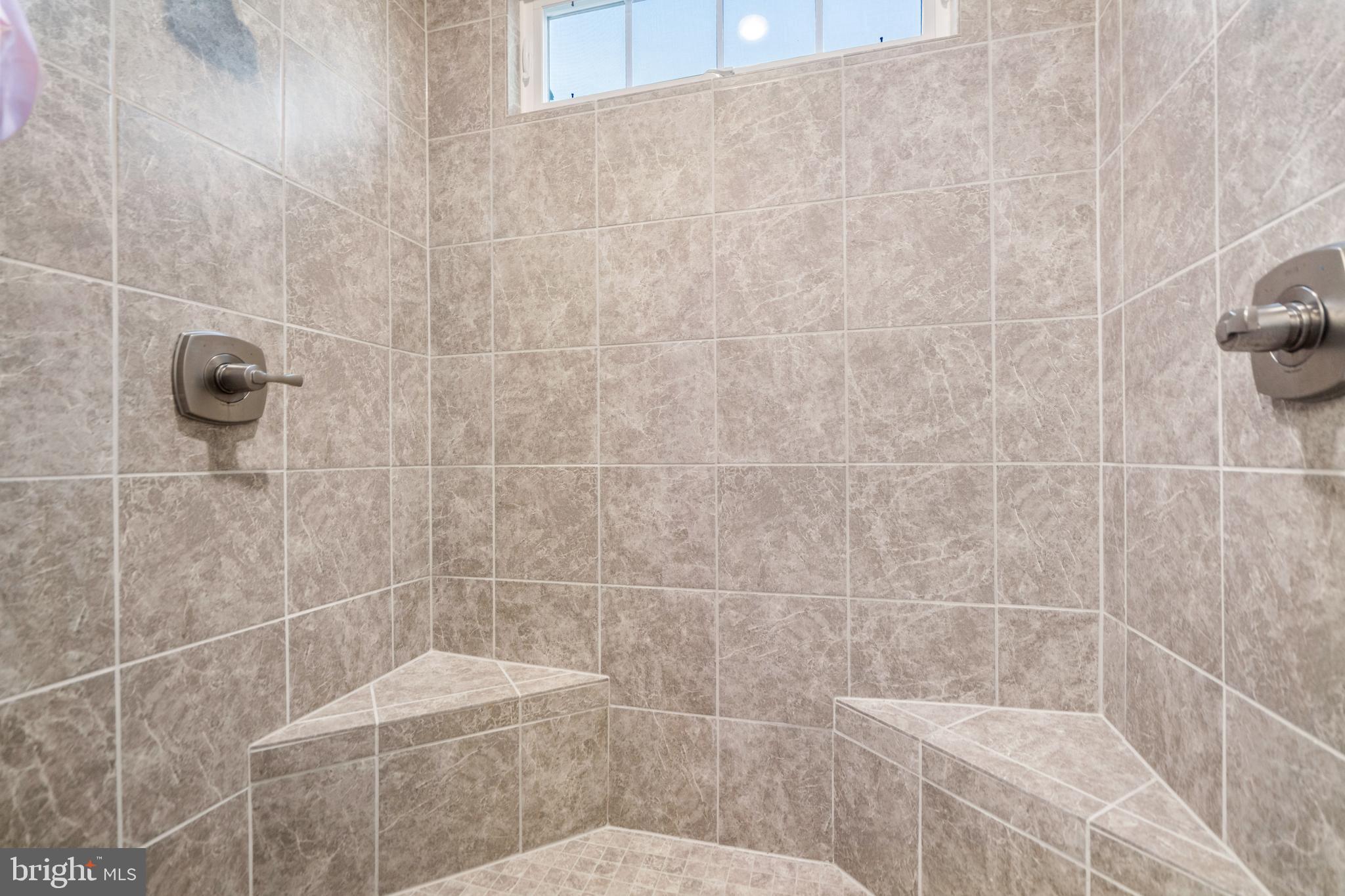 ARCOLA - Residential Lease