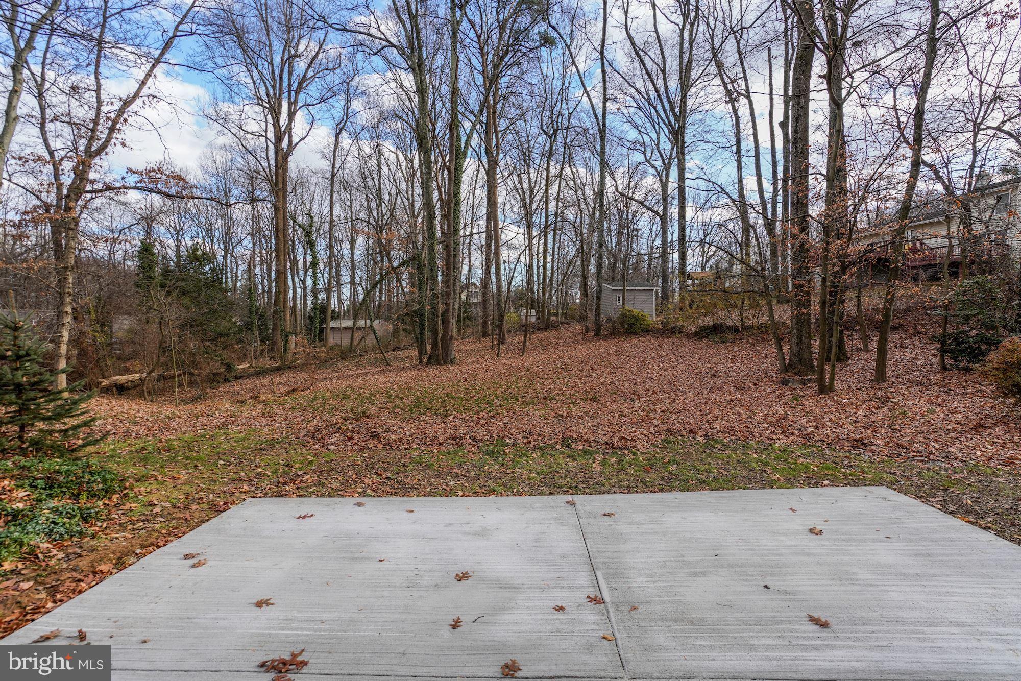 SURREY SQUARE - Residential