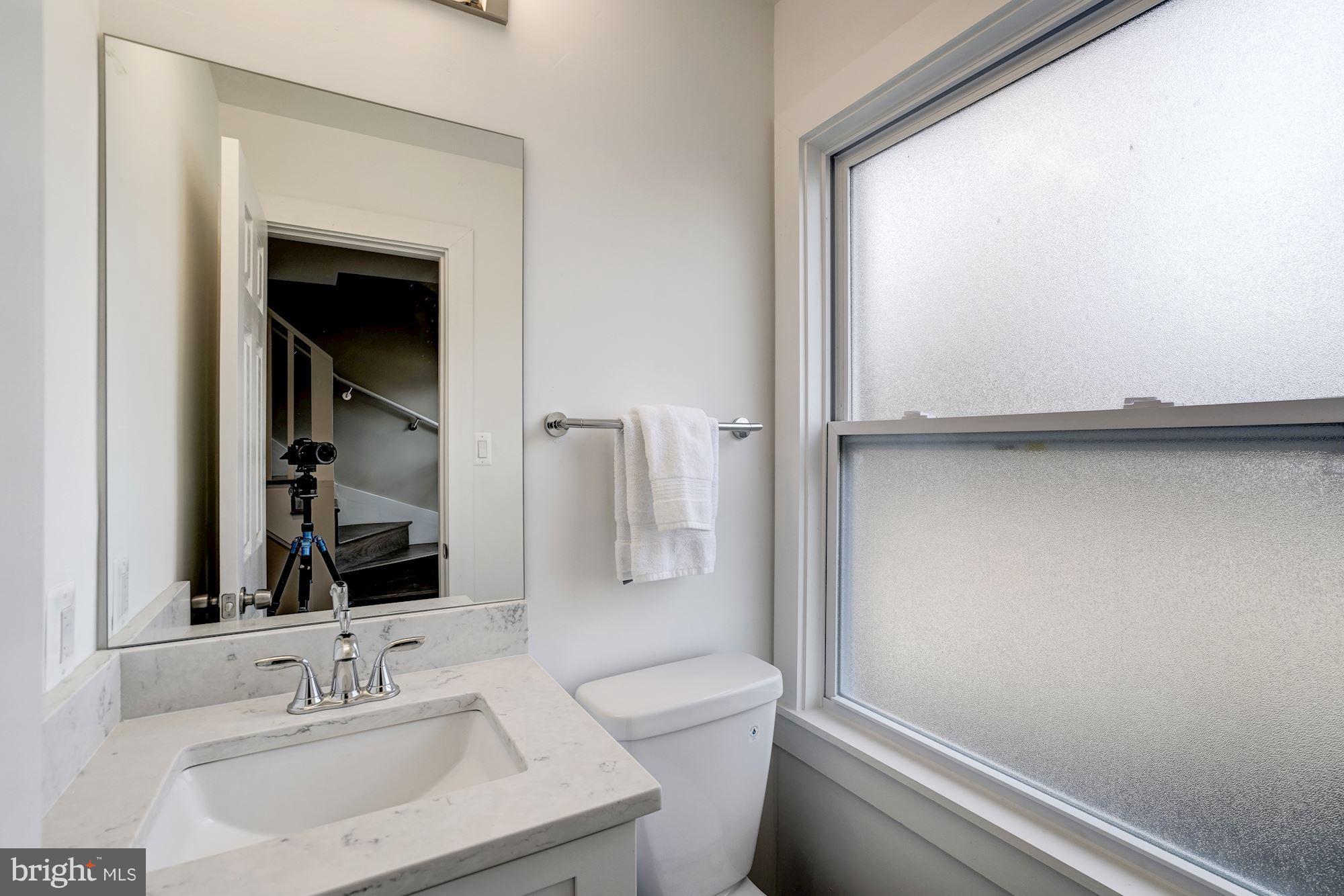 SURREY SQUARE - Residential