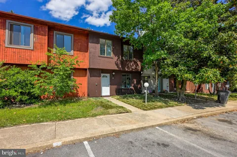 6 Keepsake Place, Waldorf, MD MLS: MDCH2043074