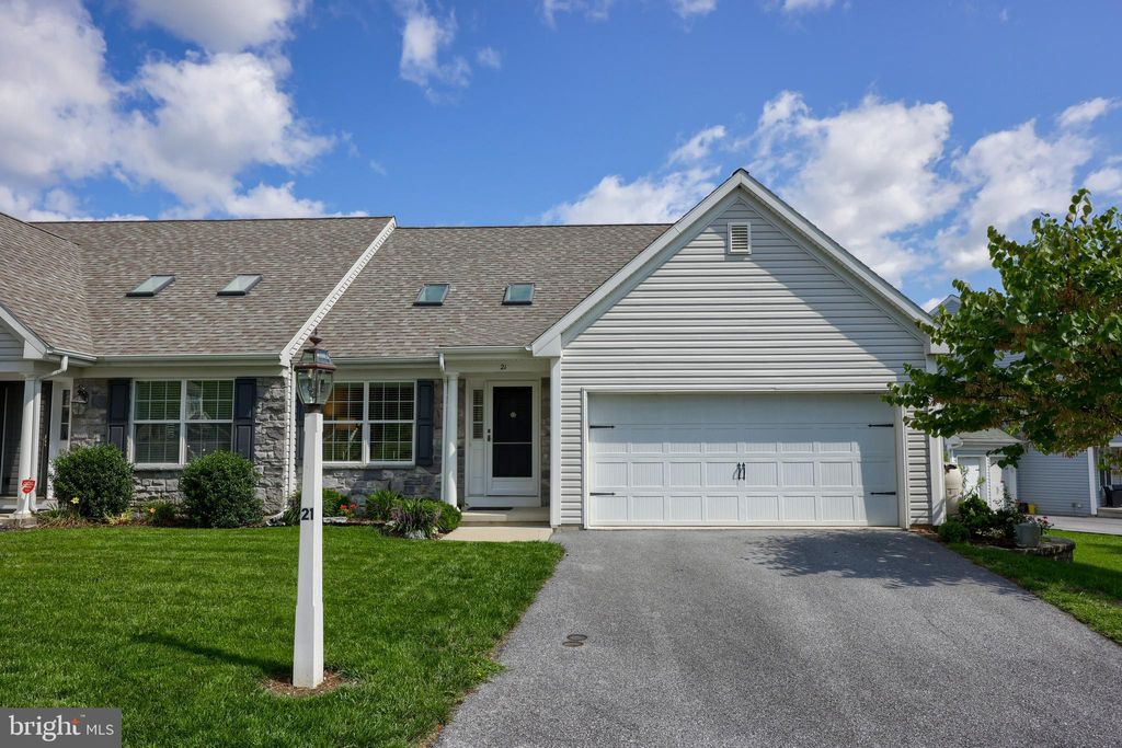 Photo of 21 Summer Court, Lancaster, PA 17602 (MLS # PALA2055966)