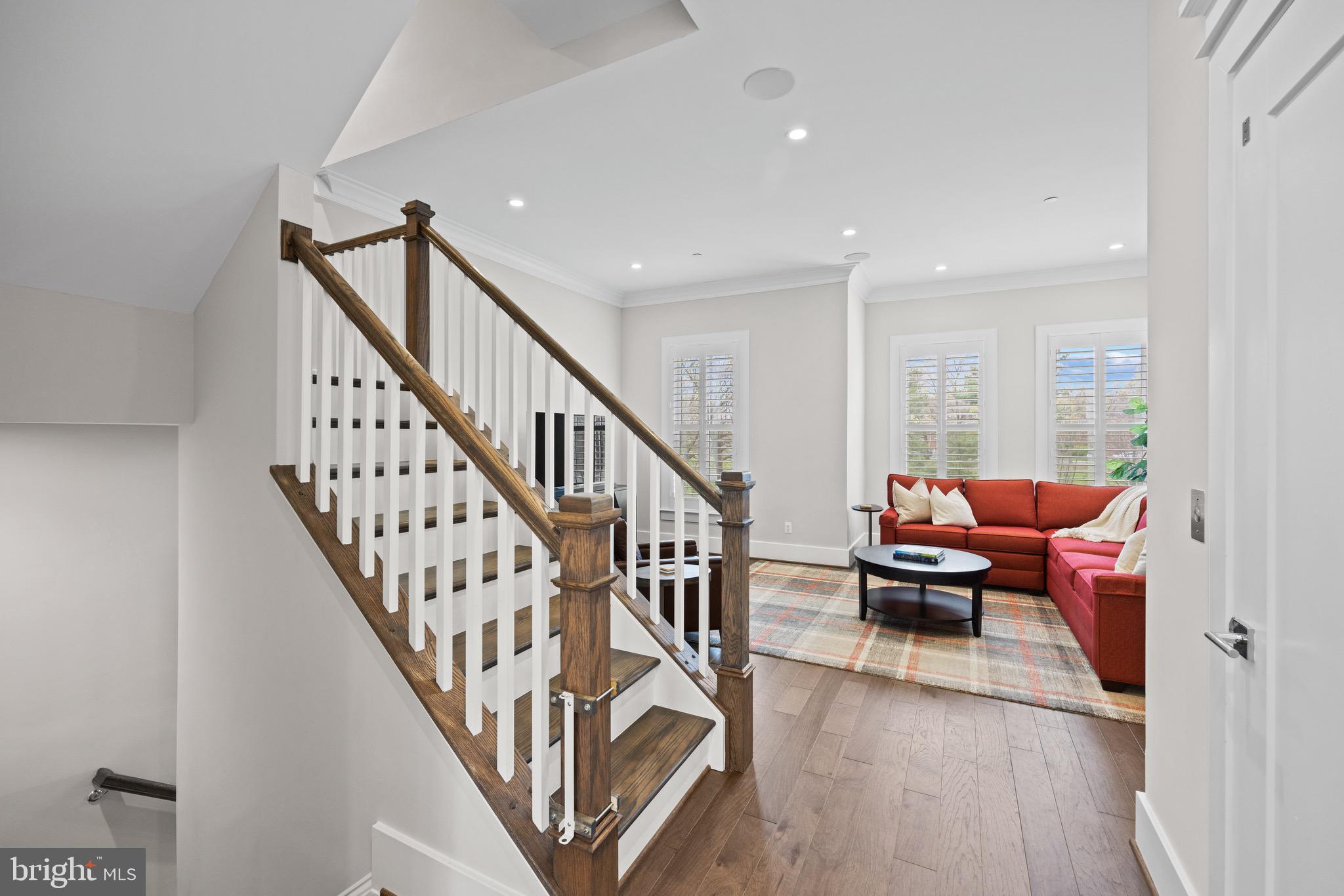 THE TOWNS AT ABINGDON PLACE - Residential