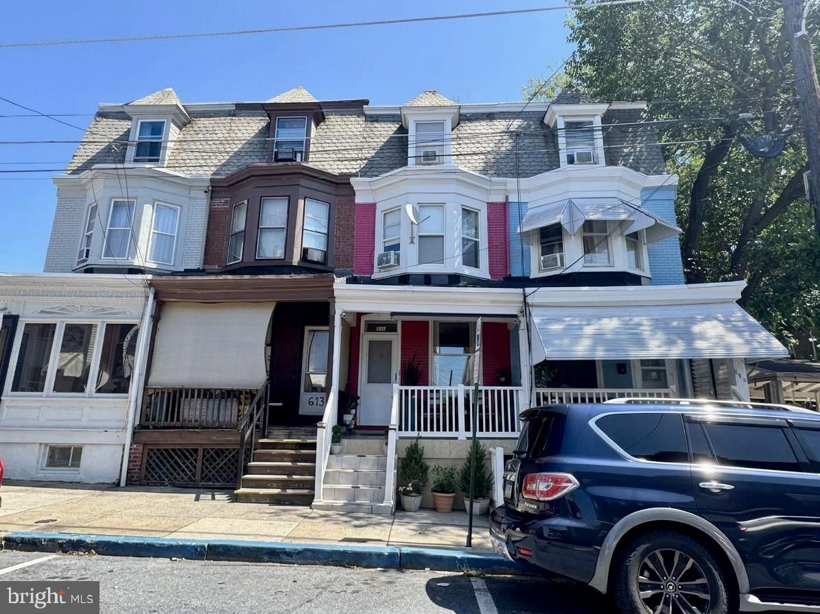 611 THORN STREET