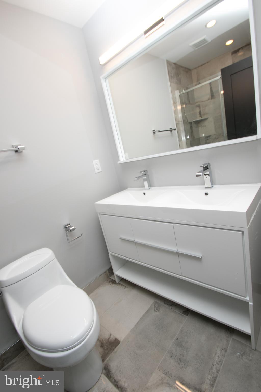 FAIRMOUNT - Residential Income