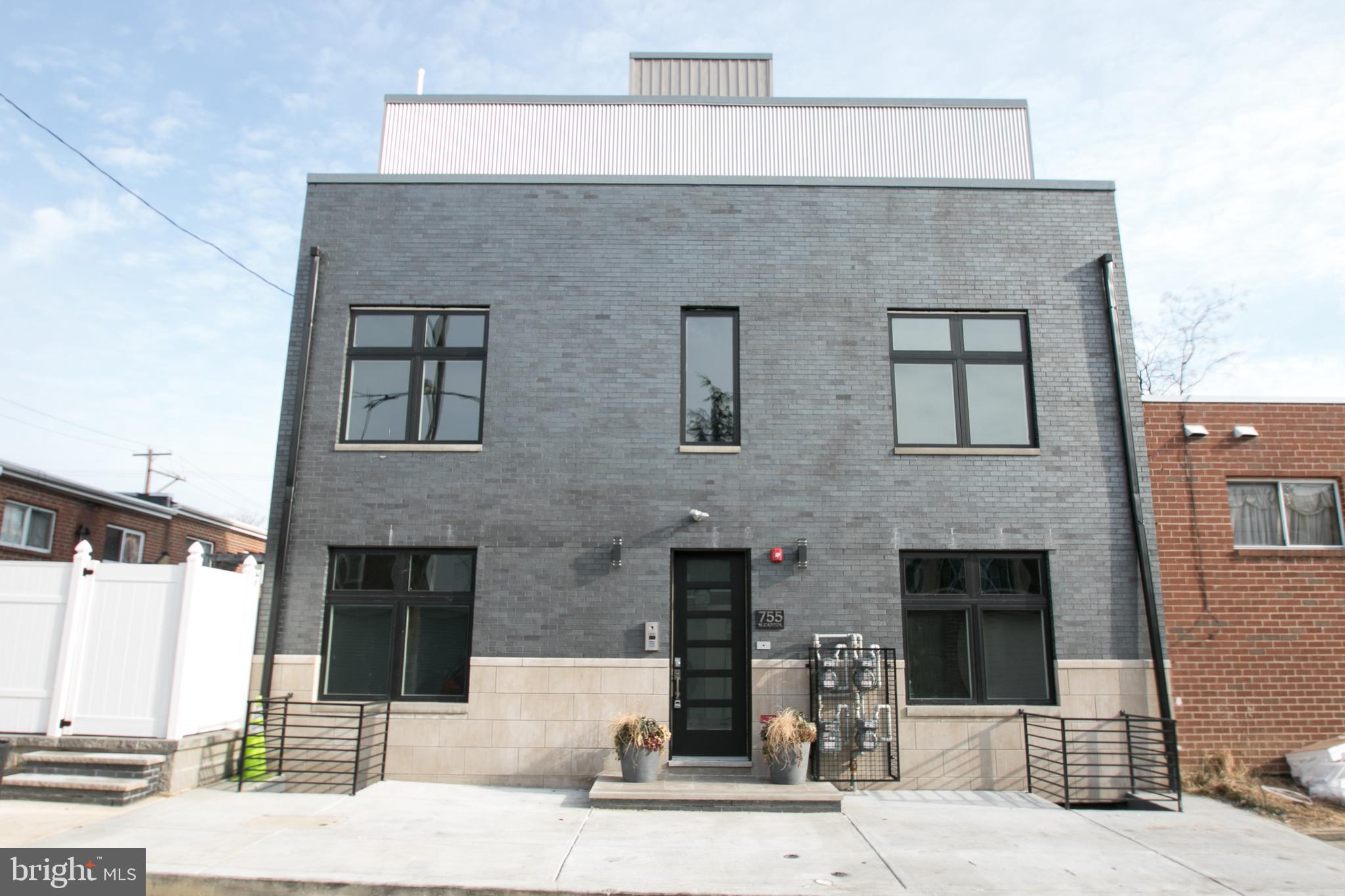 FAIRMOUNT - Residential Income