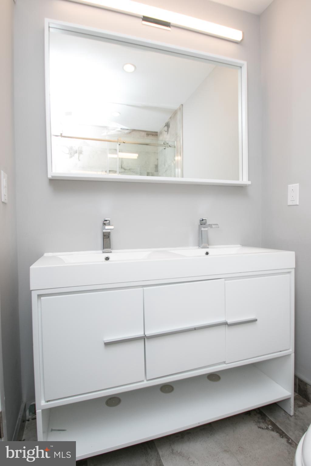 FAIRMOUNT - Residential Income