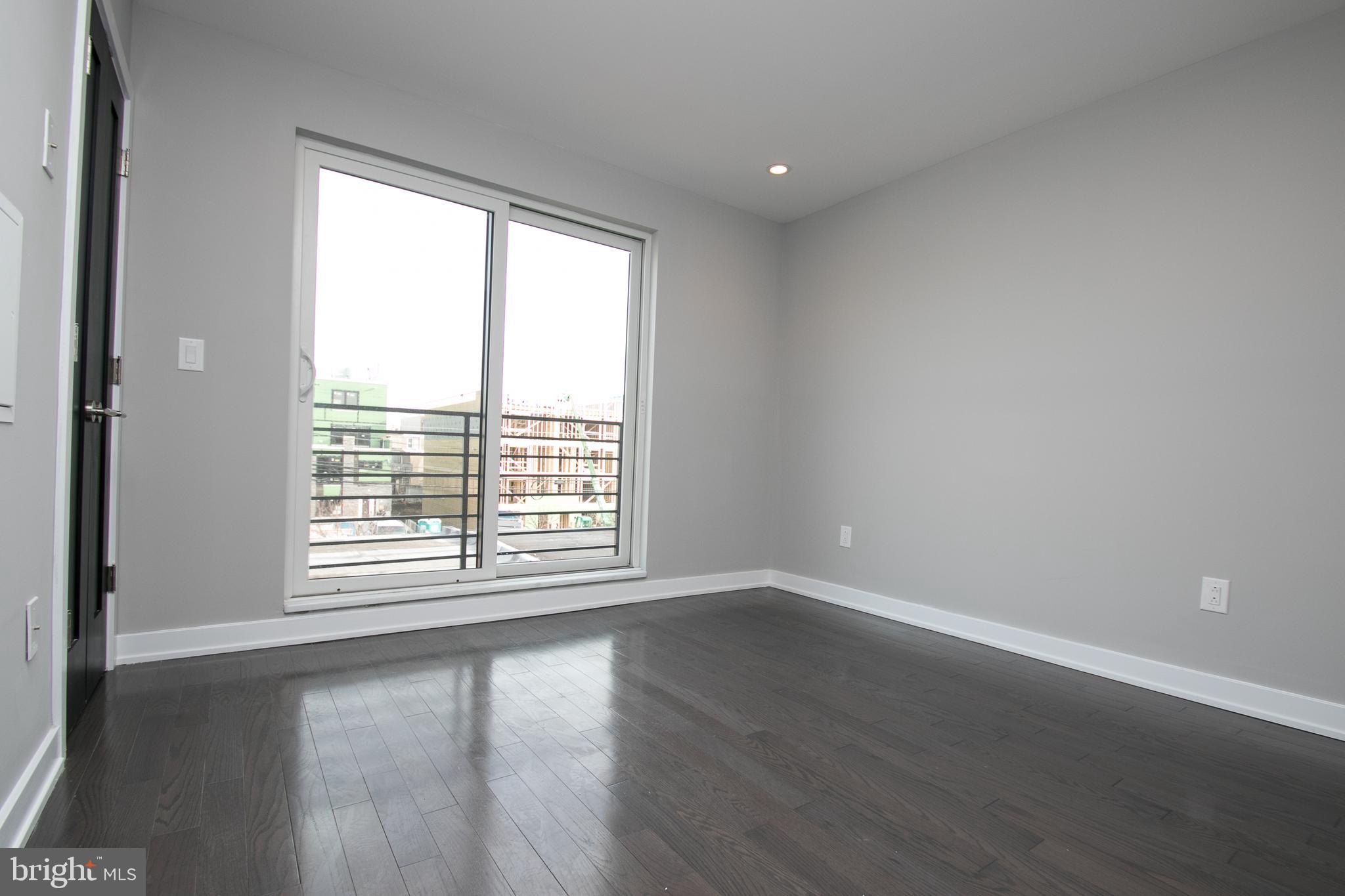 FAIRMOUNT - Residential Income