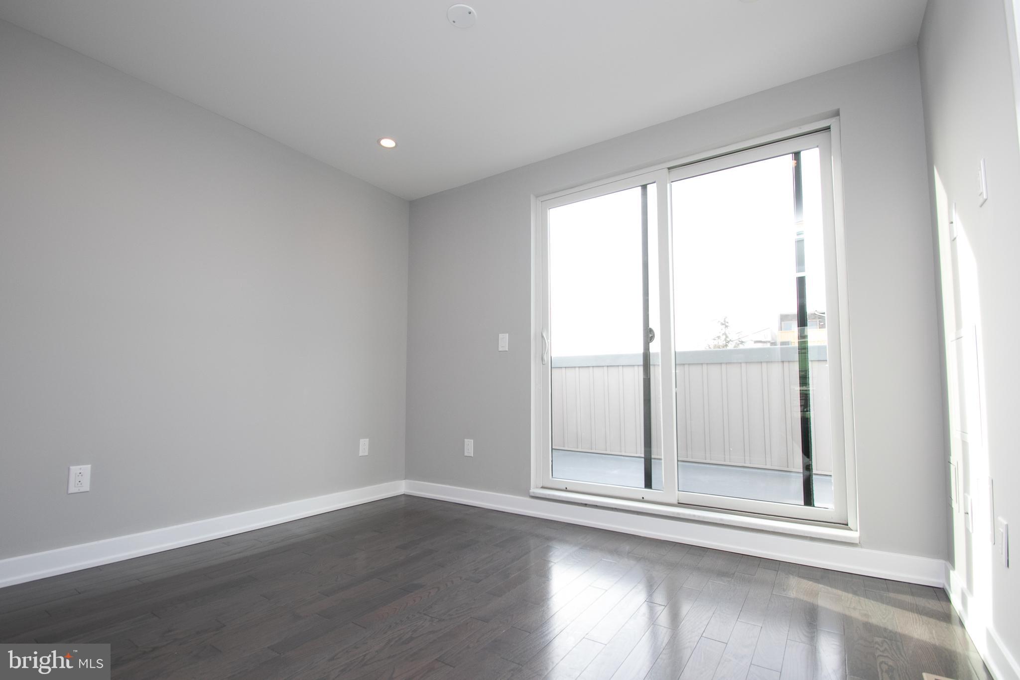 FAIRMOUNT - Residential Income