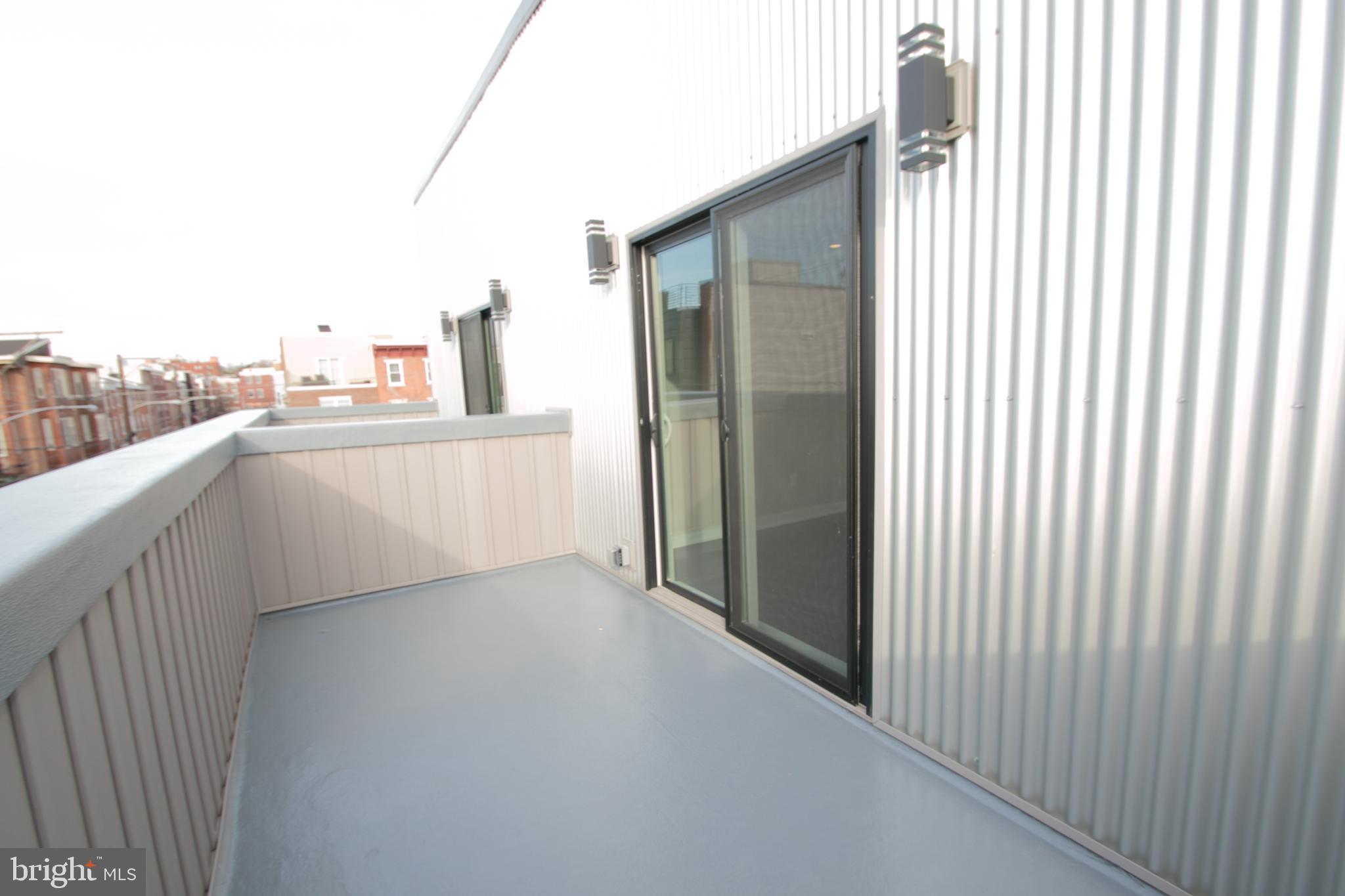 FAIRMOUNT - Residential Income