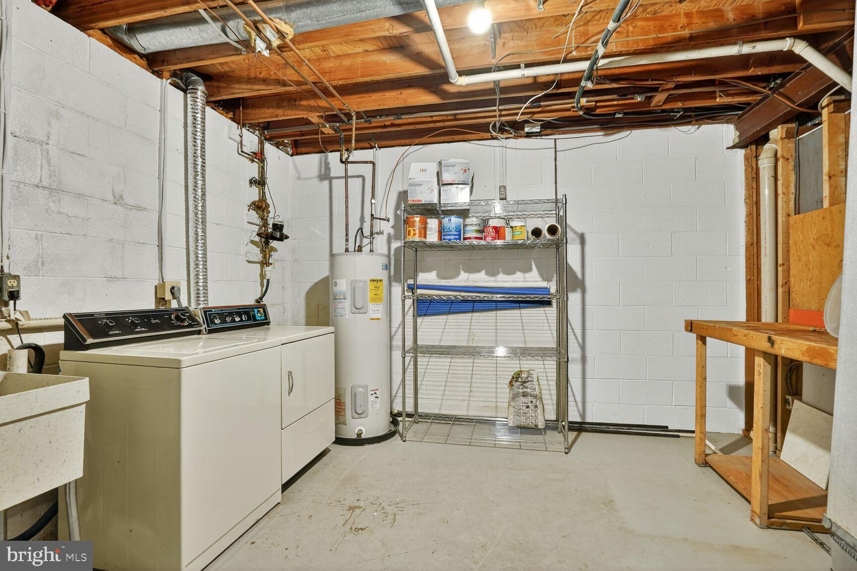 GENERATION TOWNHOUSES - Residential